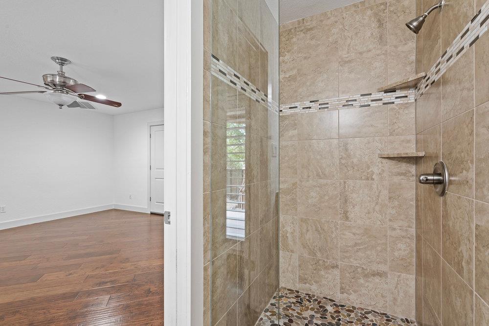 6533 E Hill Dr # 3, Austin, TX 78731