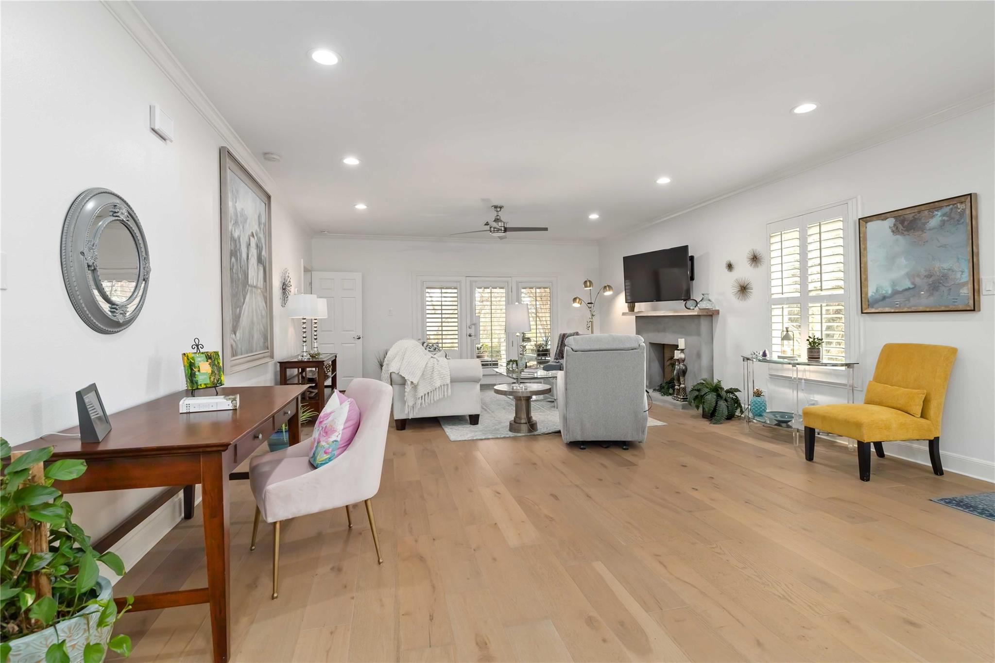 28 Tournament Way # F-26, The Hills, TX 78738