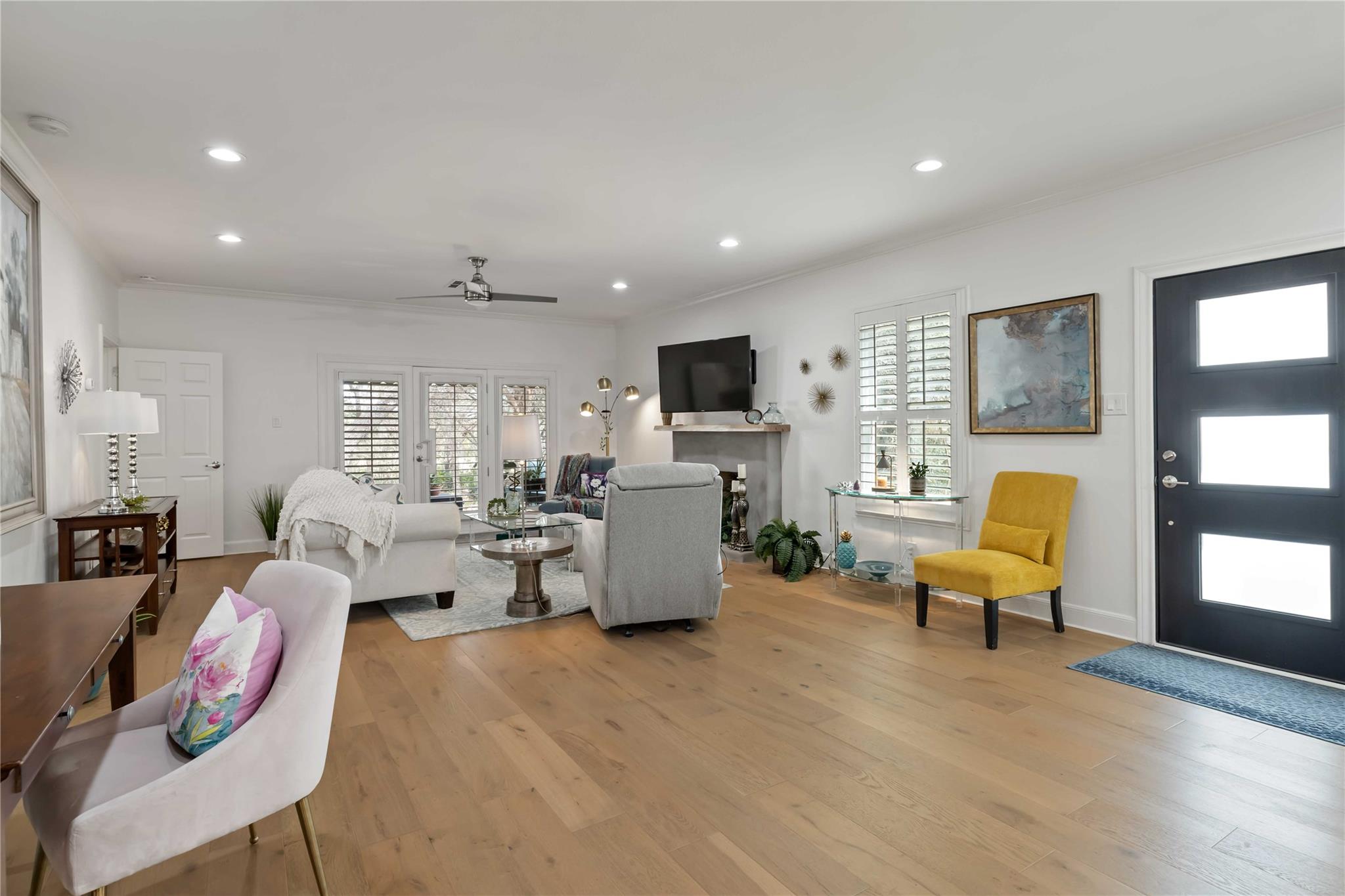 28 Tournament Way # F-26, The Hills, TX 78738