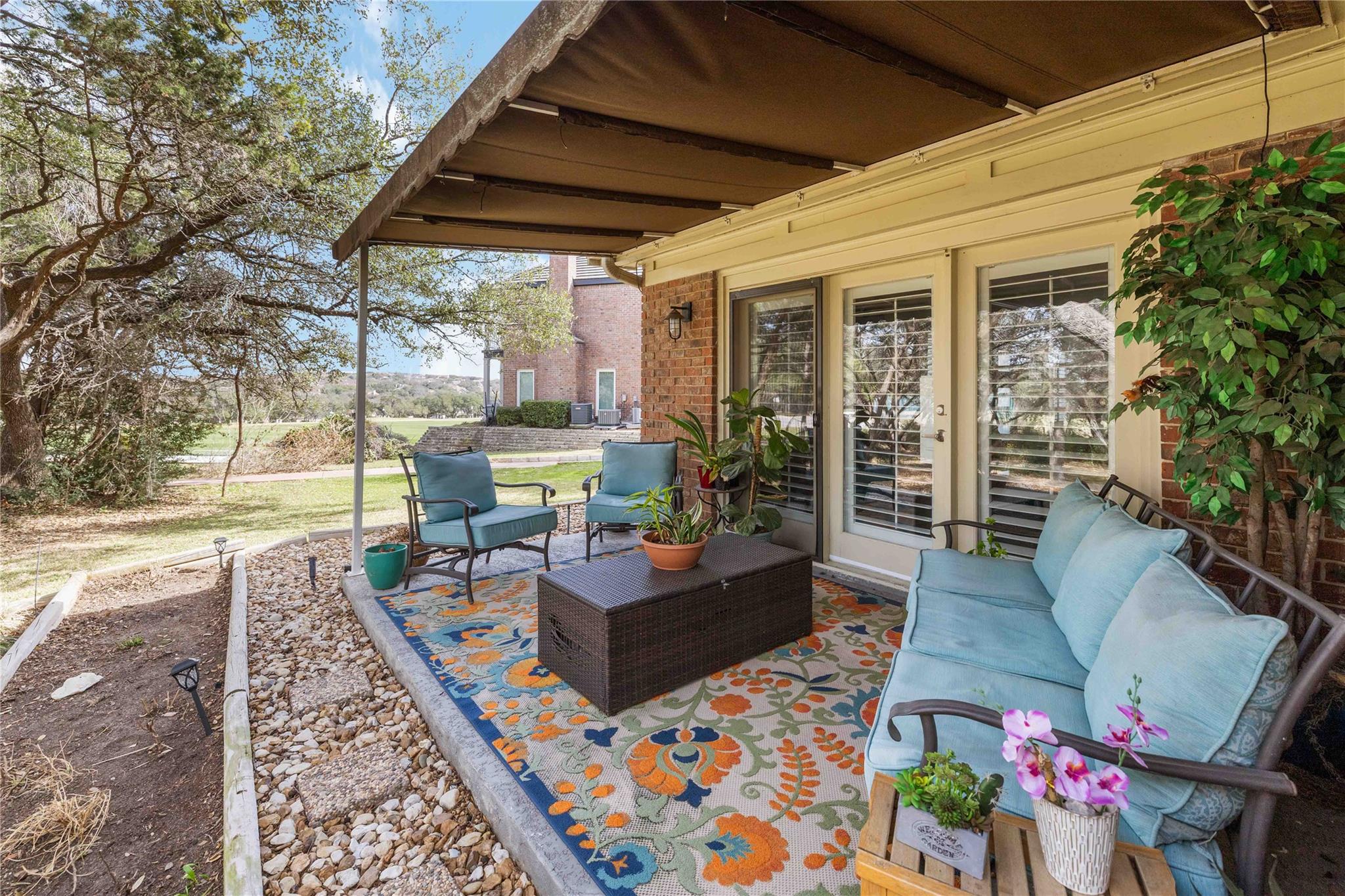 28 Tournament Way # F-26, The Hills, TX 78738