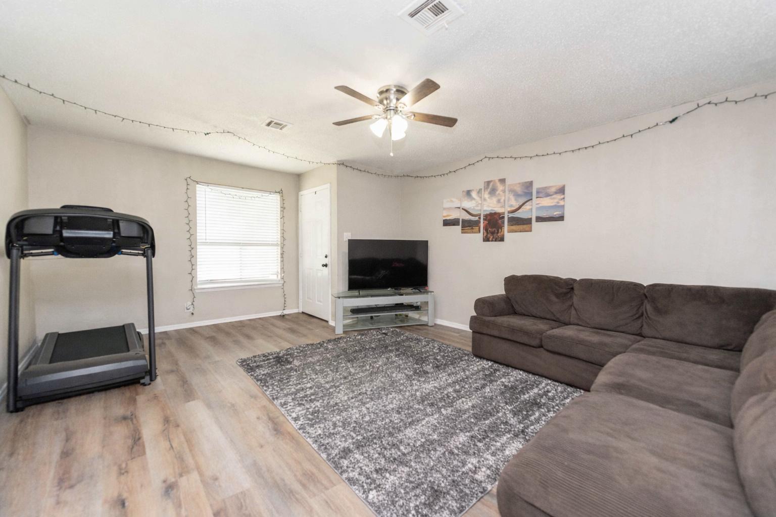 2214 Saulsbury Dr, Temple, TX 76504