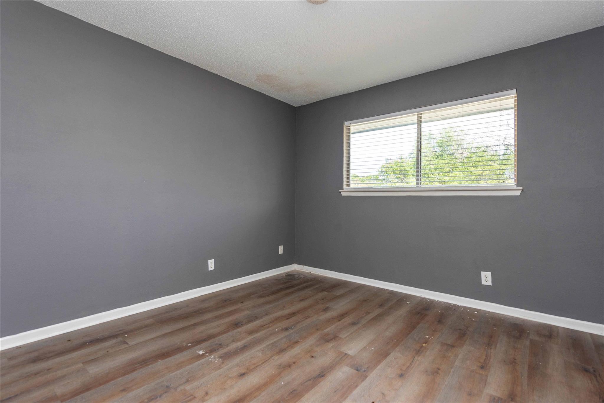 2214 Saulsbury Dr, Temple, TX 76504