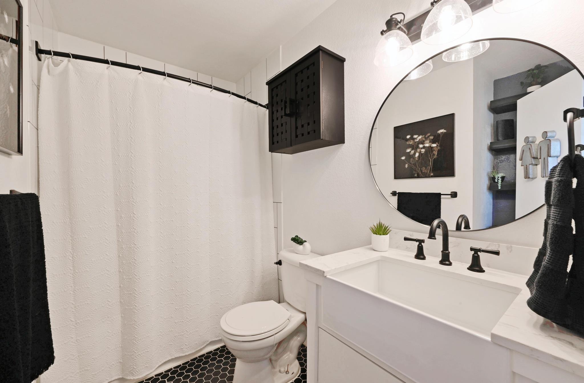 12241 Paloma Blanca Way, Del Valle, TX 78617