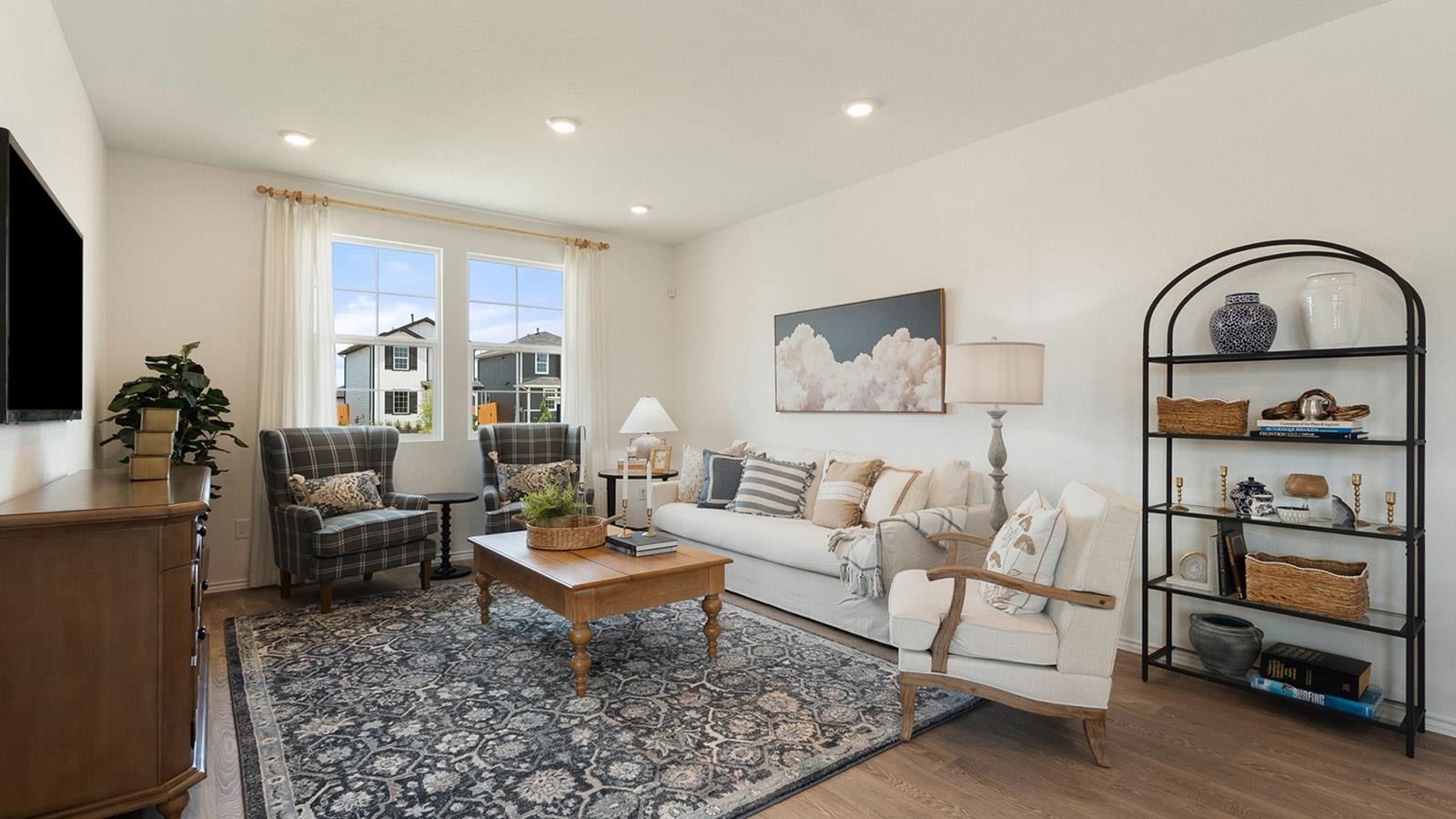 300 CONSTANZA Trl, Bastrop, TX 78602