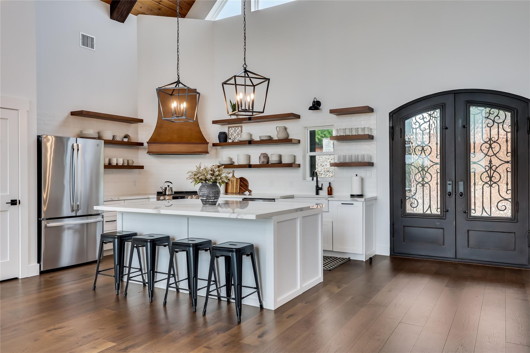 169 Tall Forest Dr, Bastrop, TX 78602