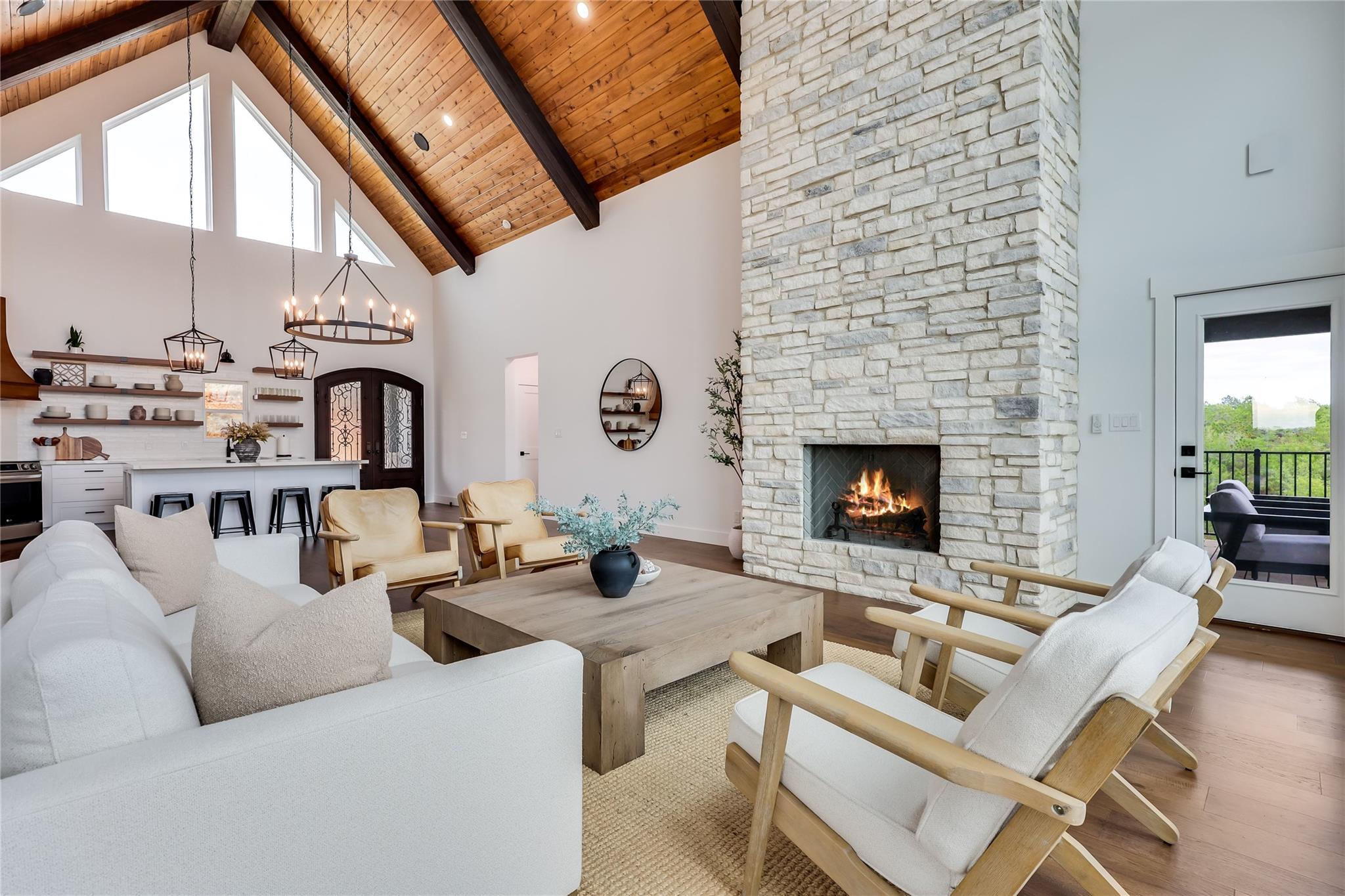 169 Tall Forest Dr, Bastrop, TX 78602