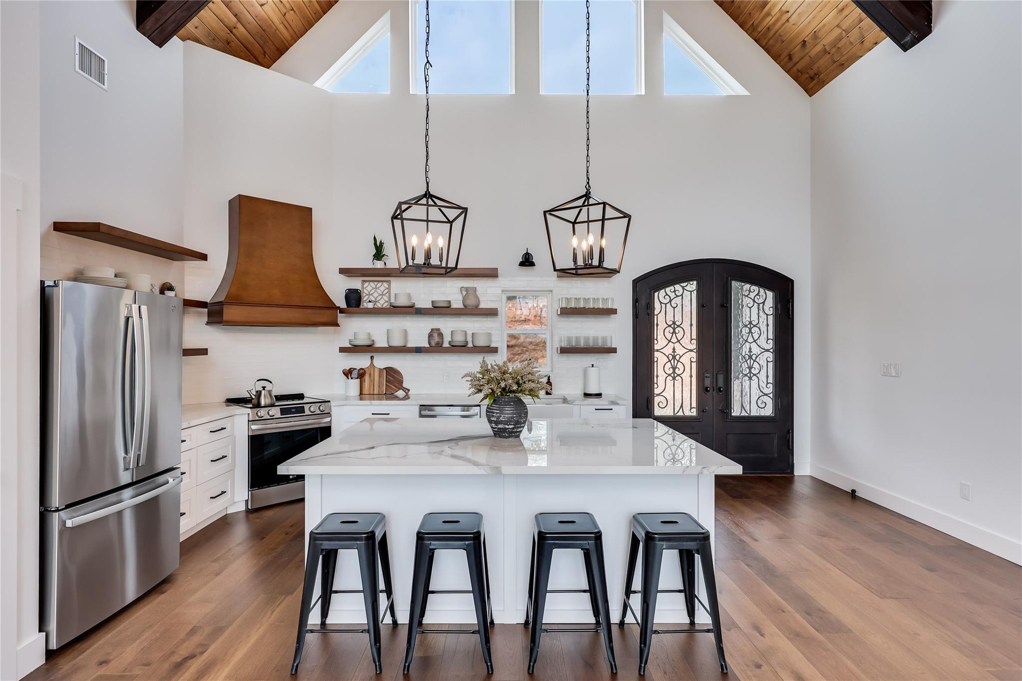 169 Tall Forest Dr, Bastrop, TX 78602