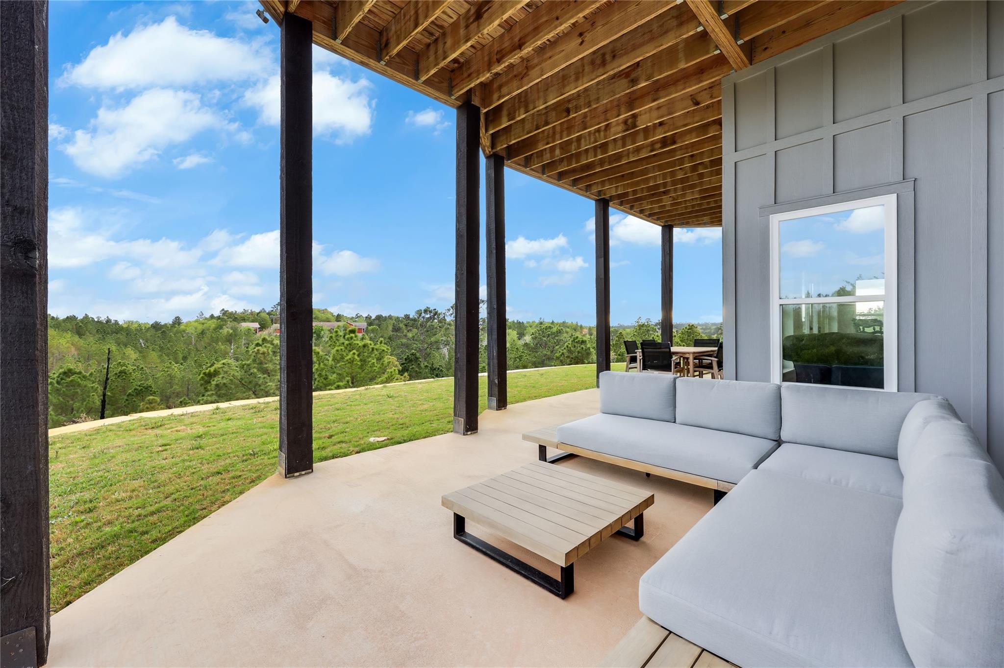 169 Tall Forest Dr, Bastrop, TX 78602