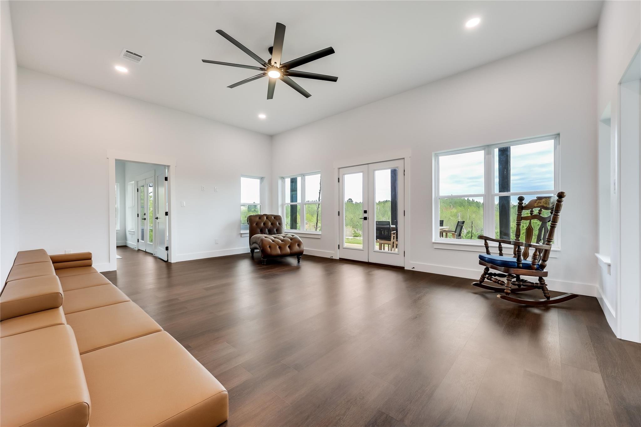 169 Tall Forest Dr, Bastrop, TX 78602