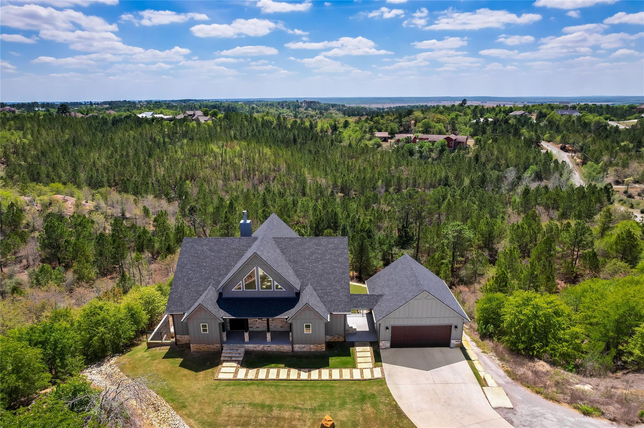 169 Tall Forest Dr, Bastrop, TX 78602