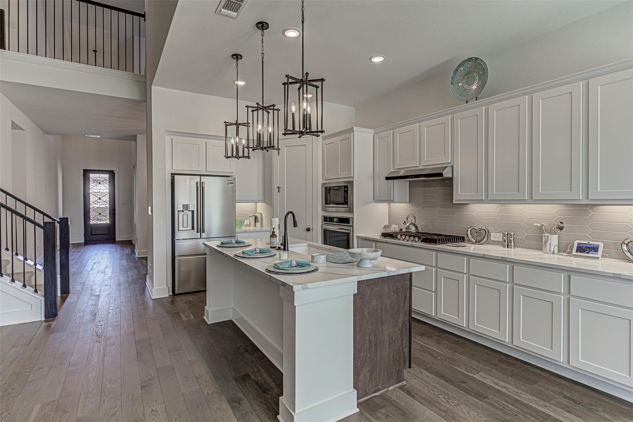 912 Rock Daisy Trl, Hutto, TX 78634