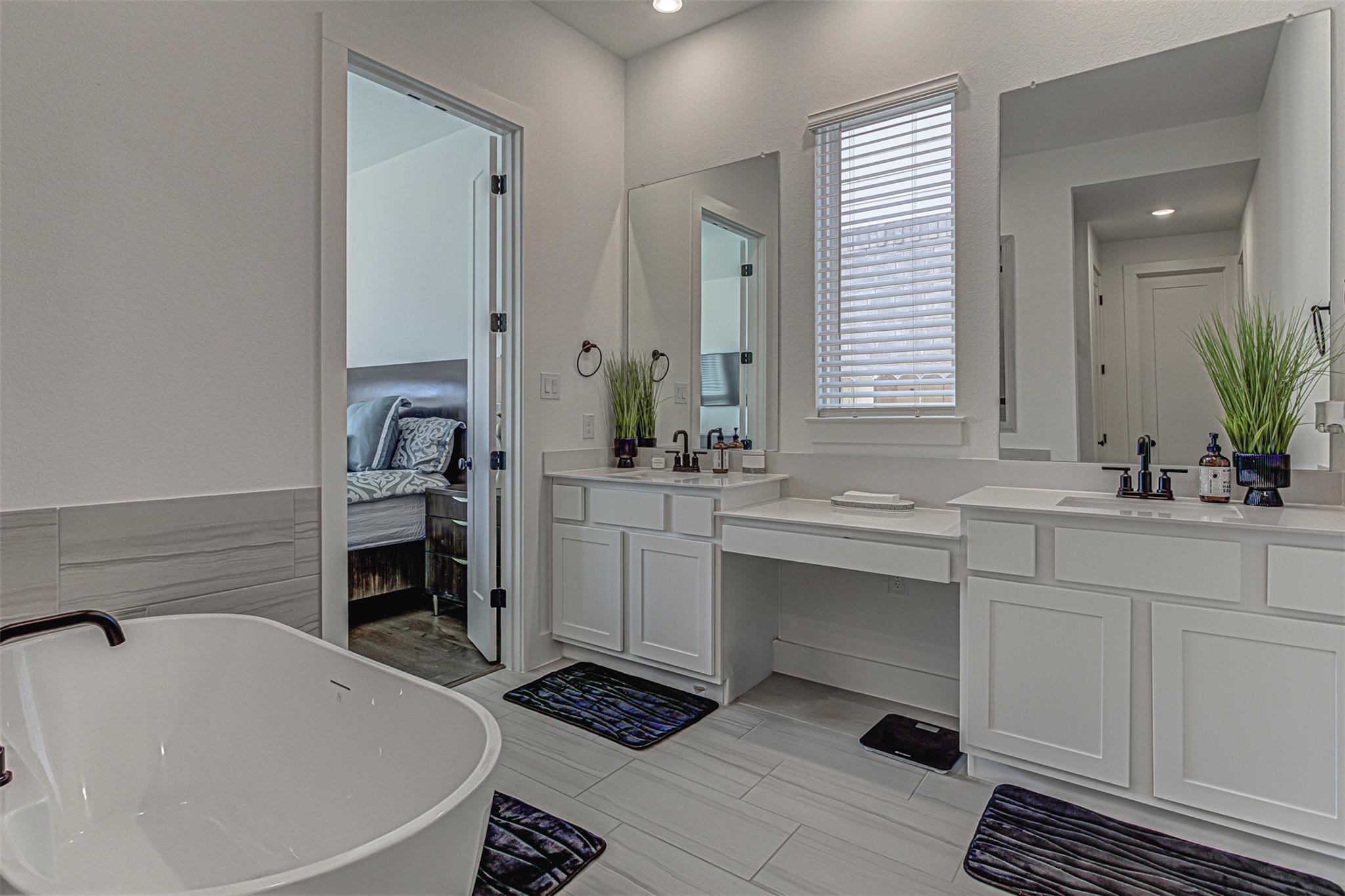 912 Rock Daisy Trl, Hutto, TX 78634