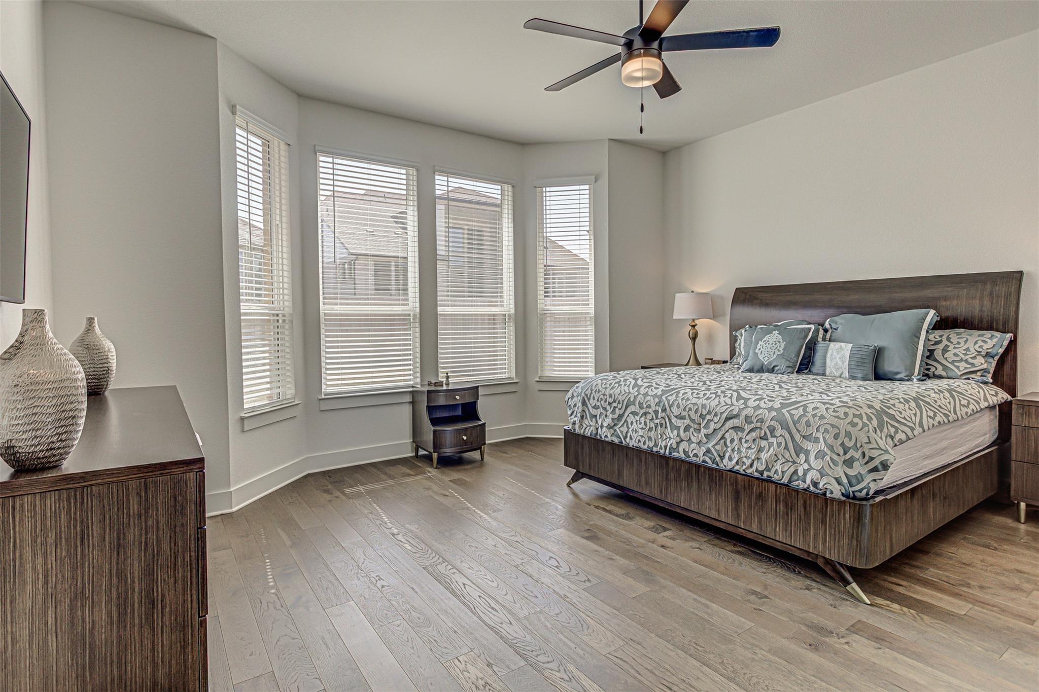 912 Rock Daisy Trl, Hutto, TX 78634