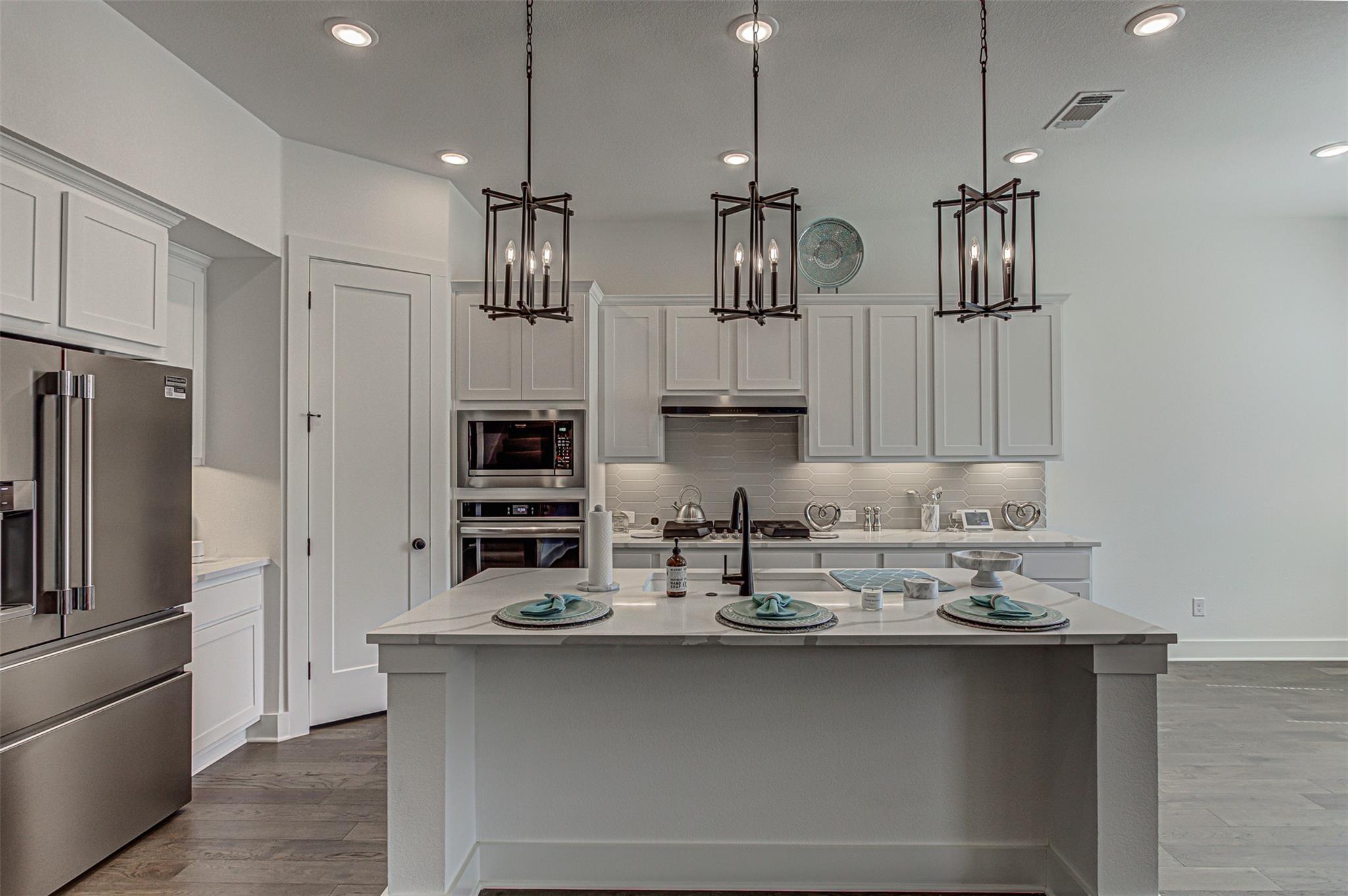 912 Rock Daisy Trl, Hutto, TX 78634