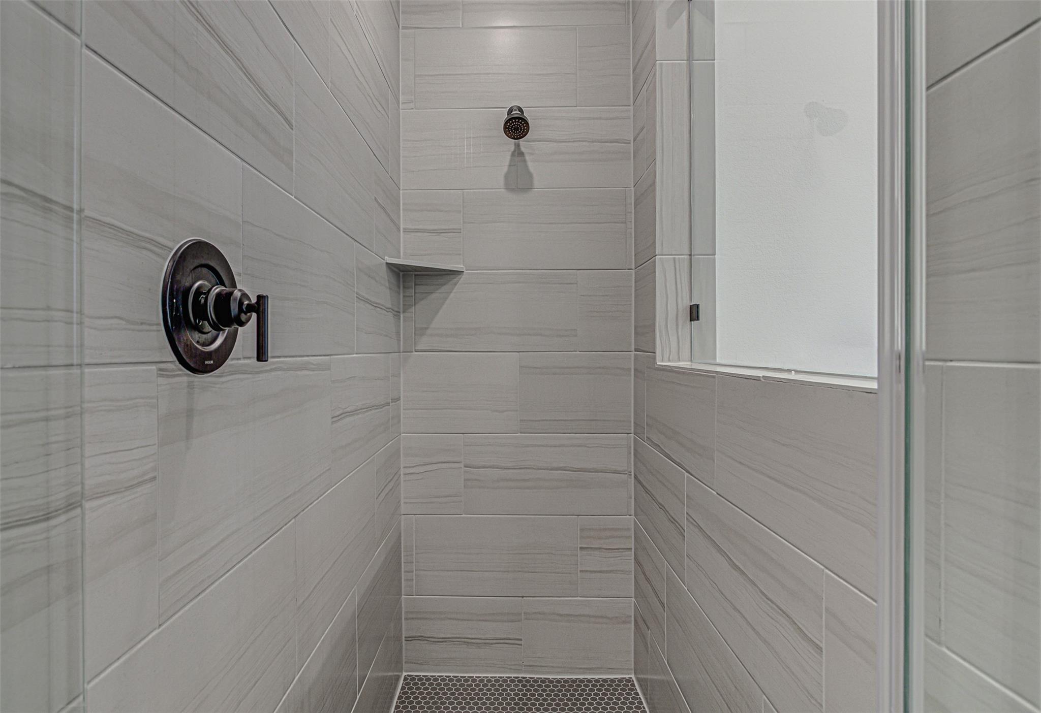 912 Rock Daisy Trl, Hutto, TX 78634