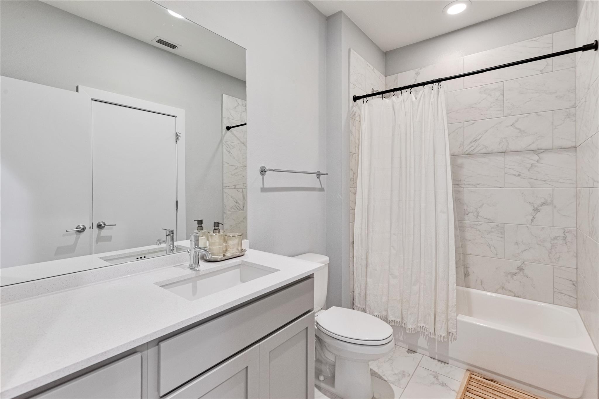 801 N Bluff Dr # 50, Austin, TX 78745