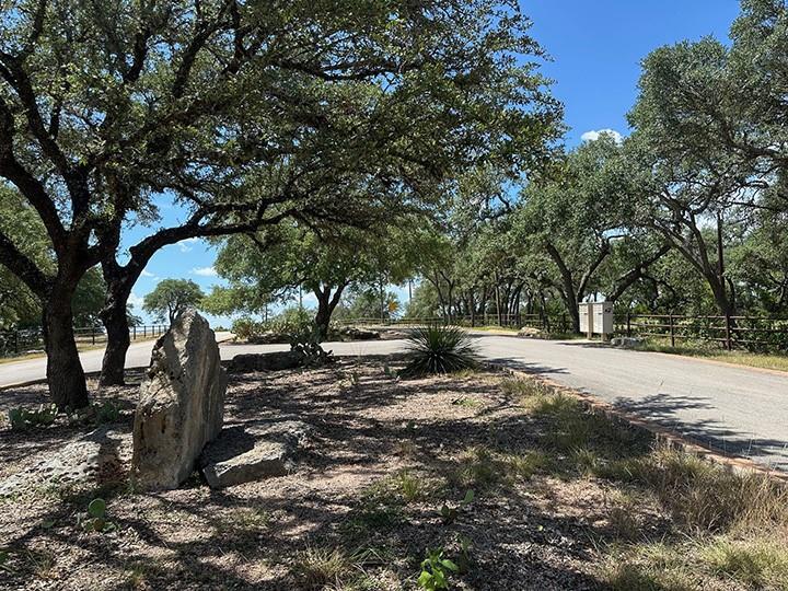 184 Moondance Trl, Wimberley, TX 78676