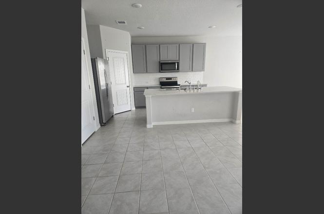 17633 Shafer Dr, Pflugerville, TX 78660