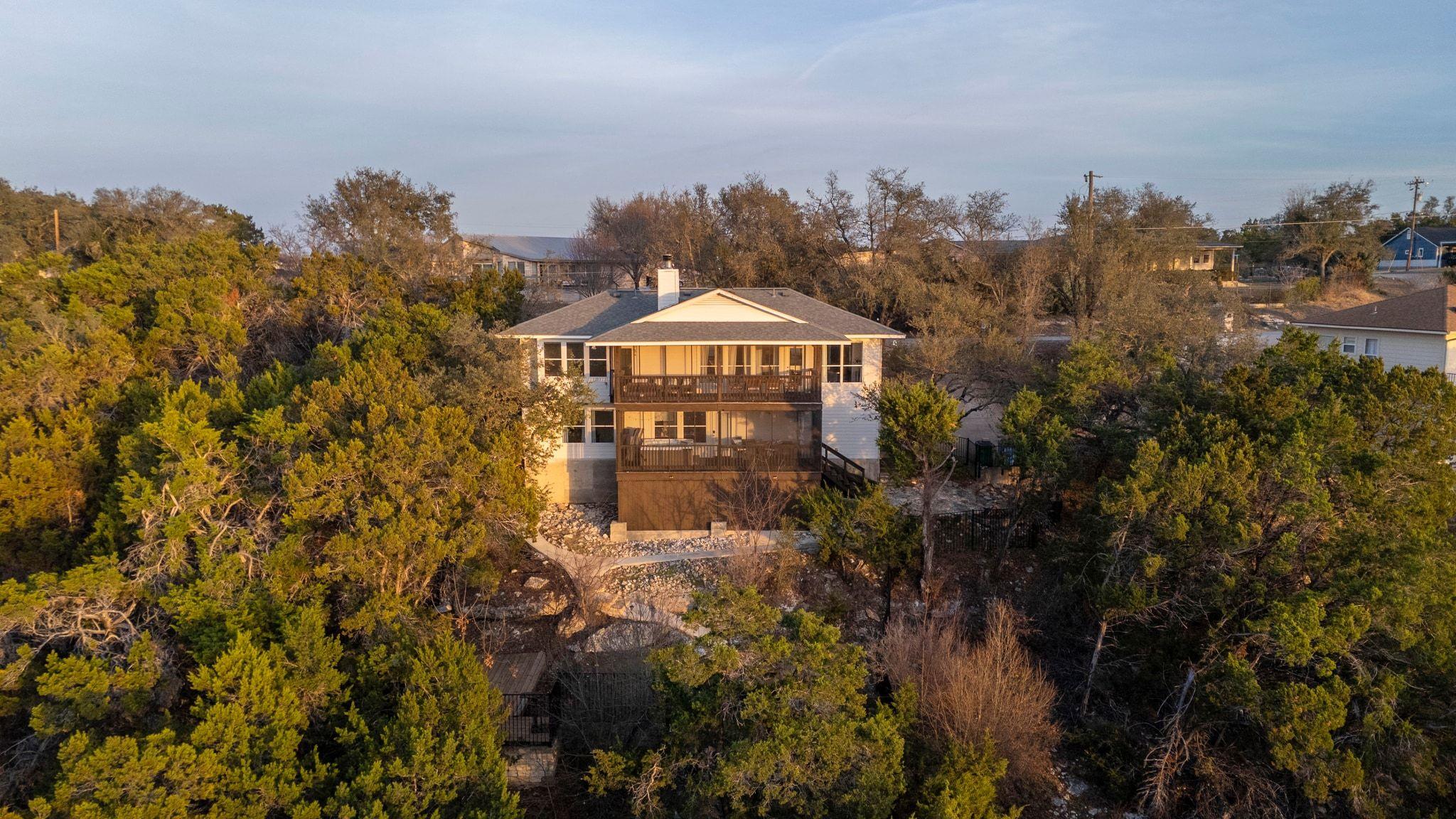 8414 Bronco Buster Trl, Lago Vista, TX 78645