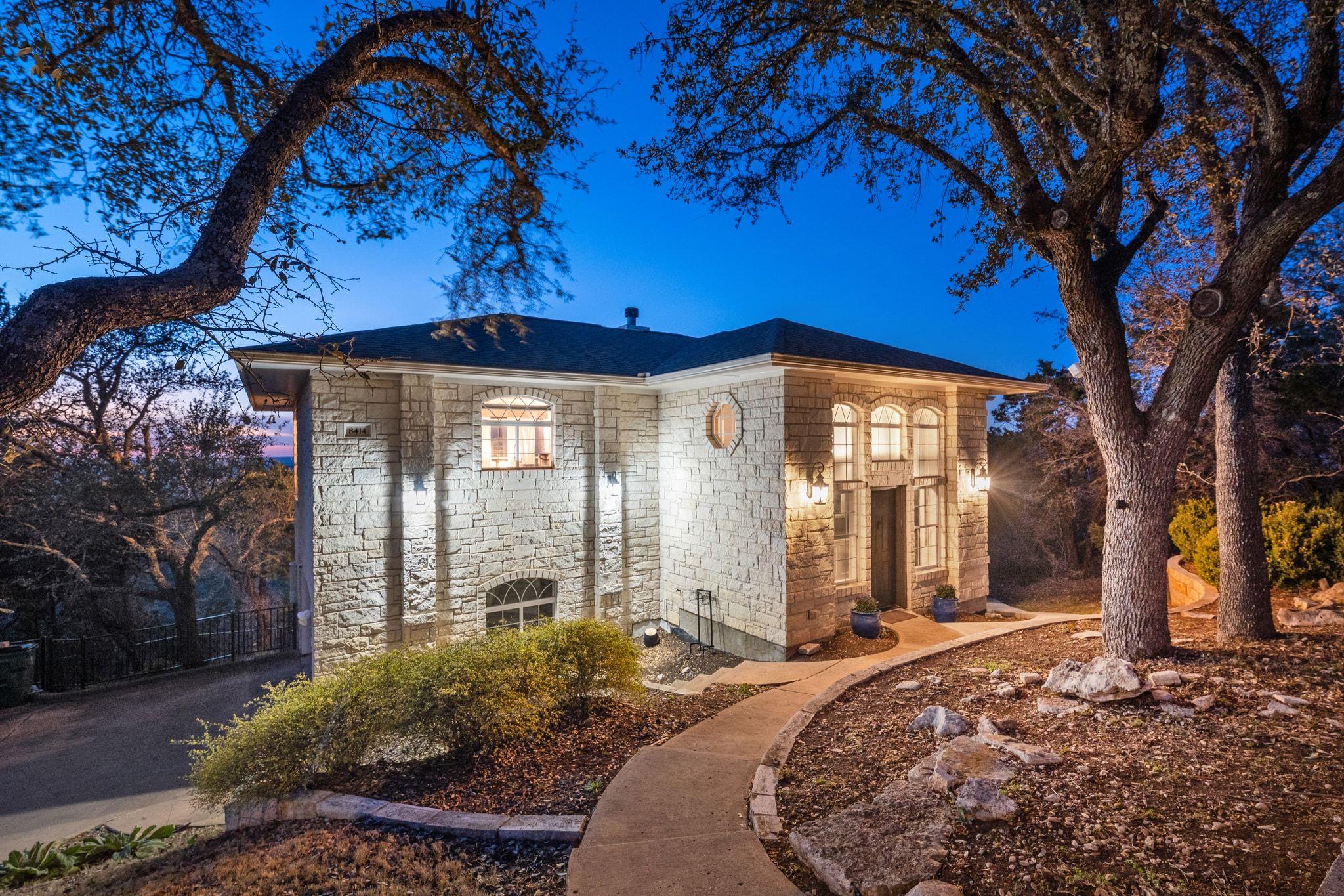 8414 Bronco Buster Trl, Lago Vista, TX 78645