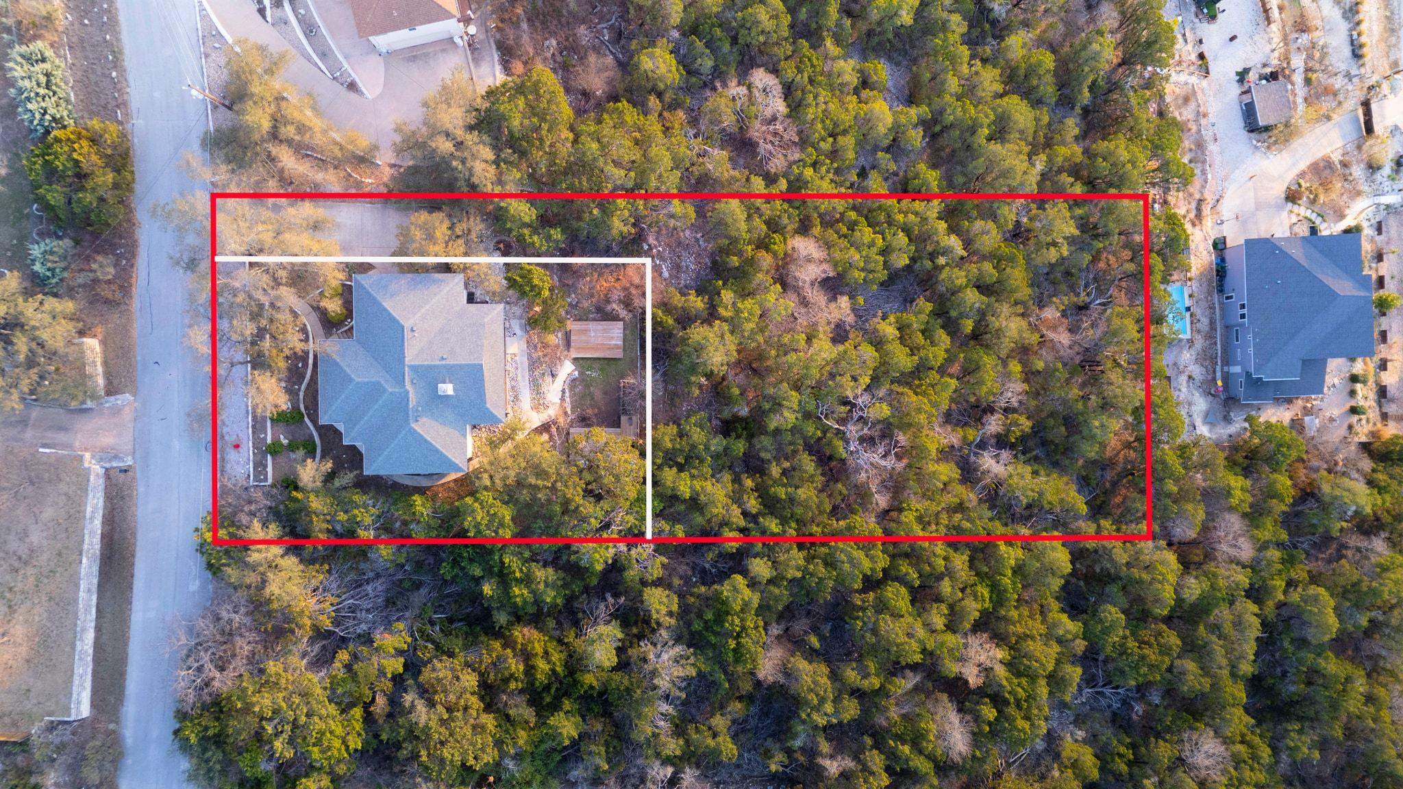 8414 Bronco Buster Trl, Lago Vista, TX 78645