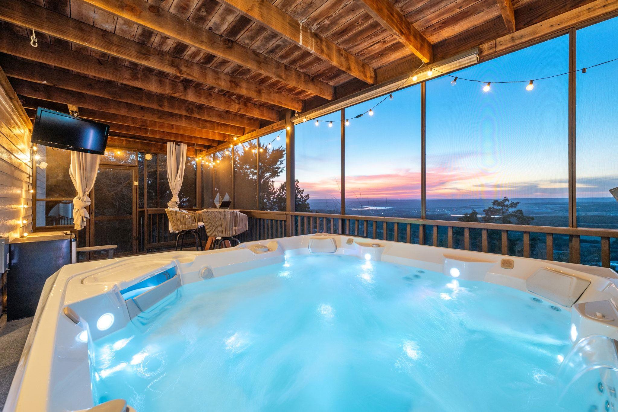 8414 Bronco Buster Trl, Lago Vista, TX 78645