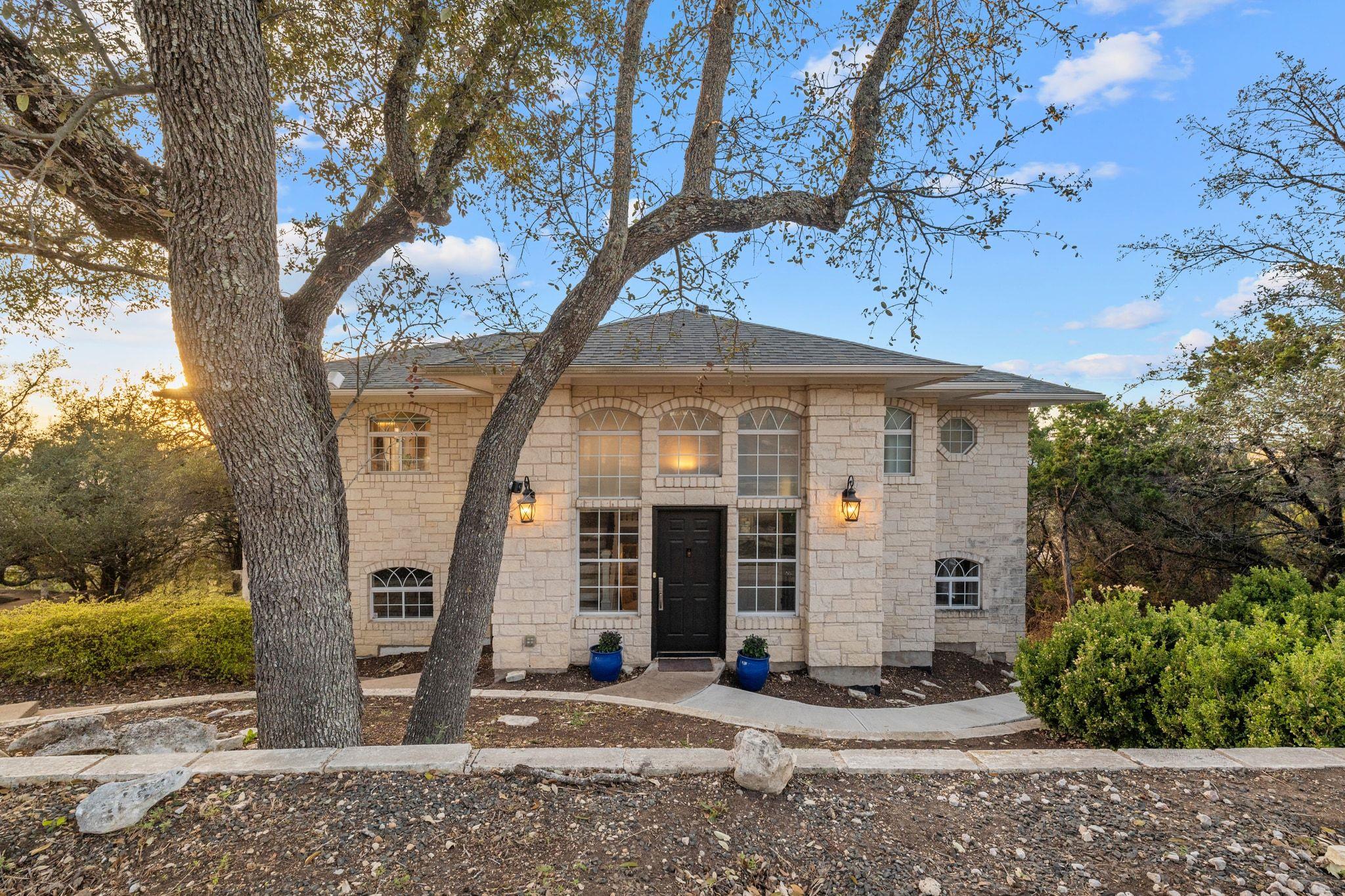 8414 Bronco Buster Trl, Lago Vista, TX 78645