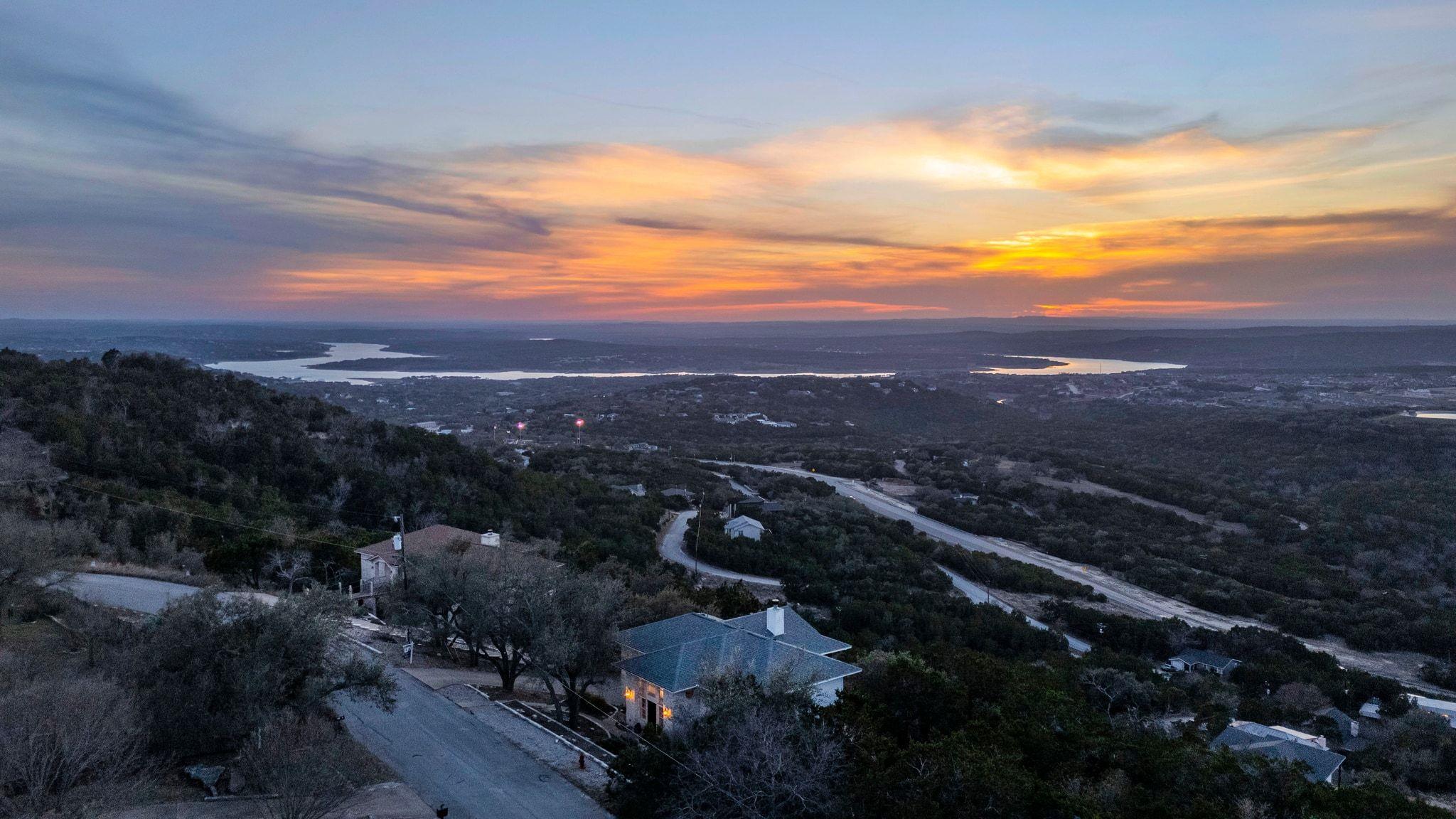 8414 Bronco Buster Trl, Lago Vista, TX 78645