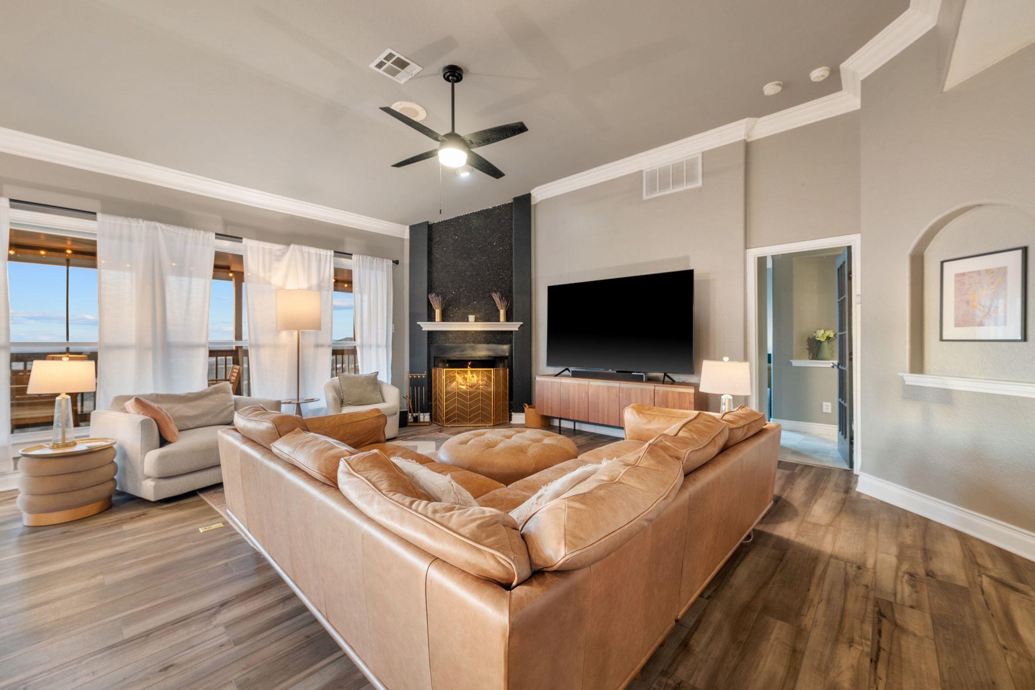 8414 Bronco Buster Trl, Lago Vista, TX 78645