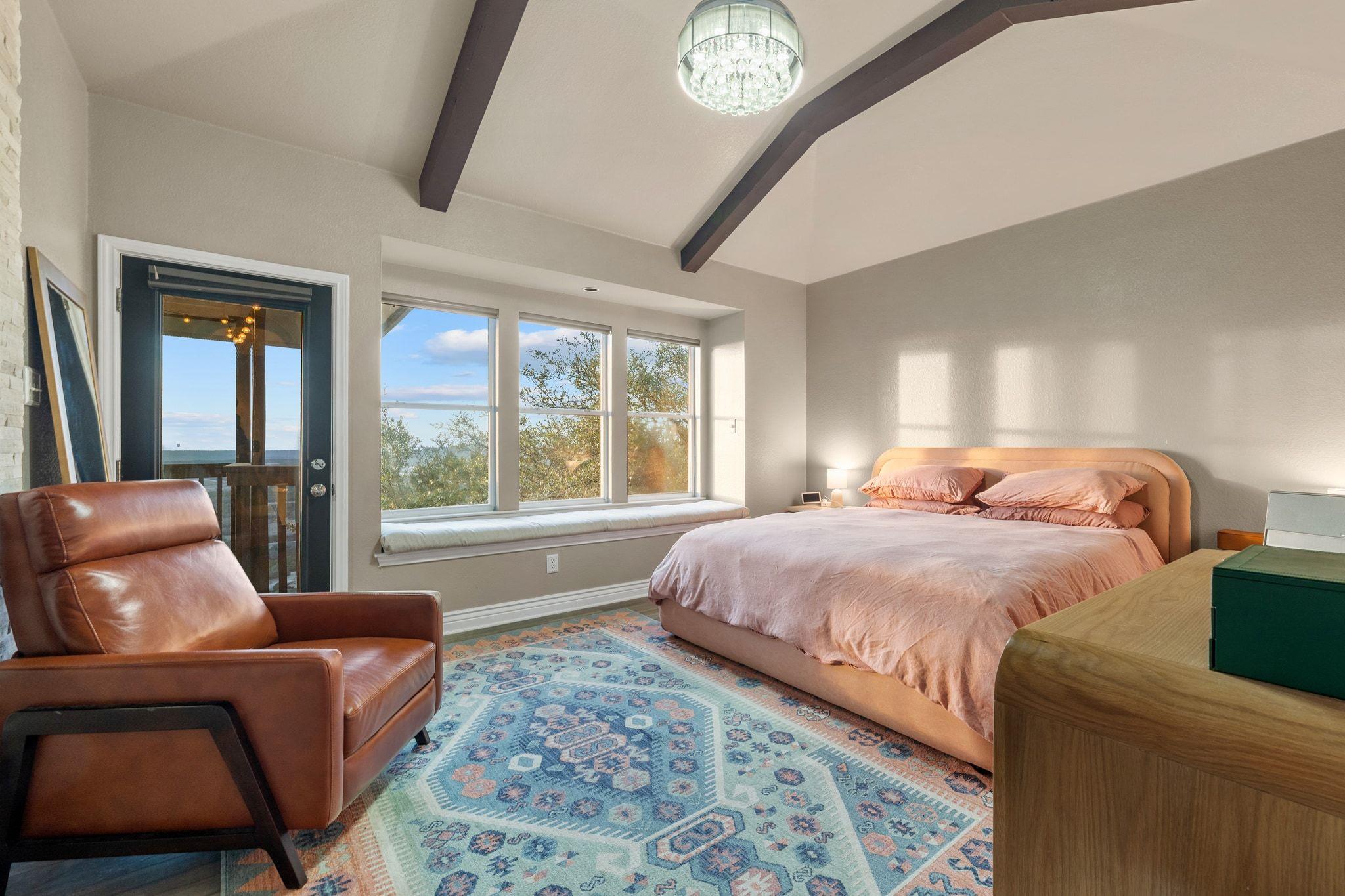 8414 Bronco Buster Trl, Lago Vista, TX 78645