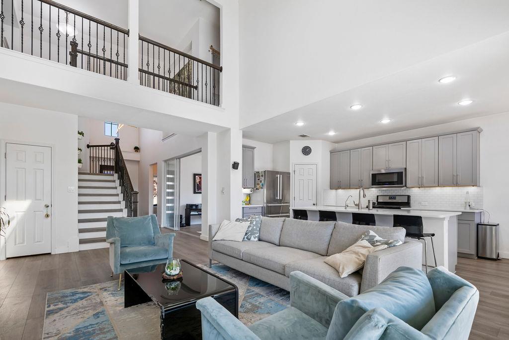 909 Zacarias Dr, Leander, TX 78641