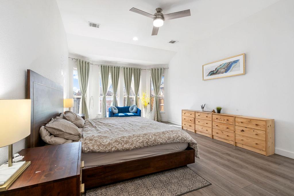 909 Zacarias Dr, Leander, TX 78641