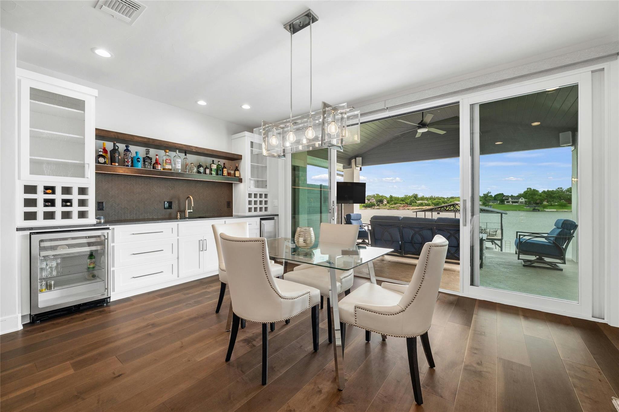 202 Mesquite Dr, Kingsland, TX 78639