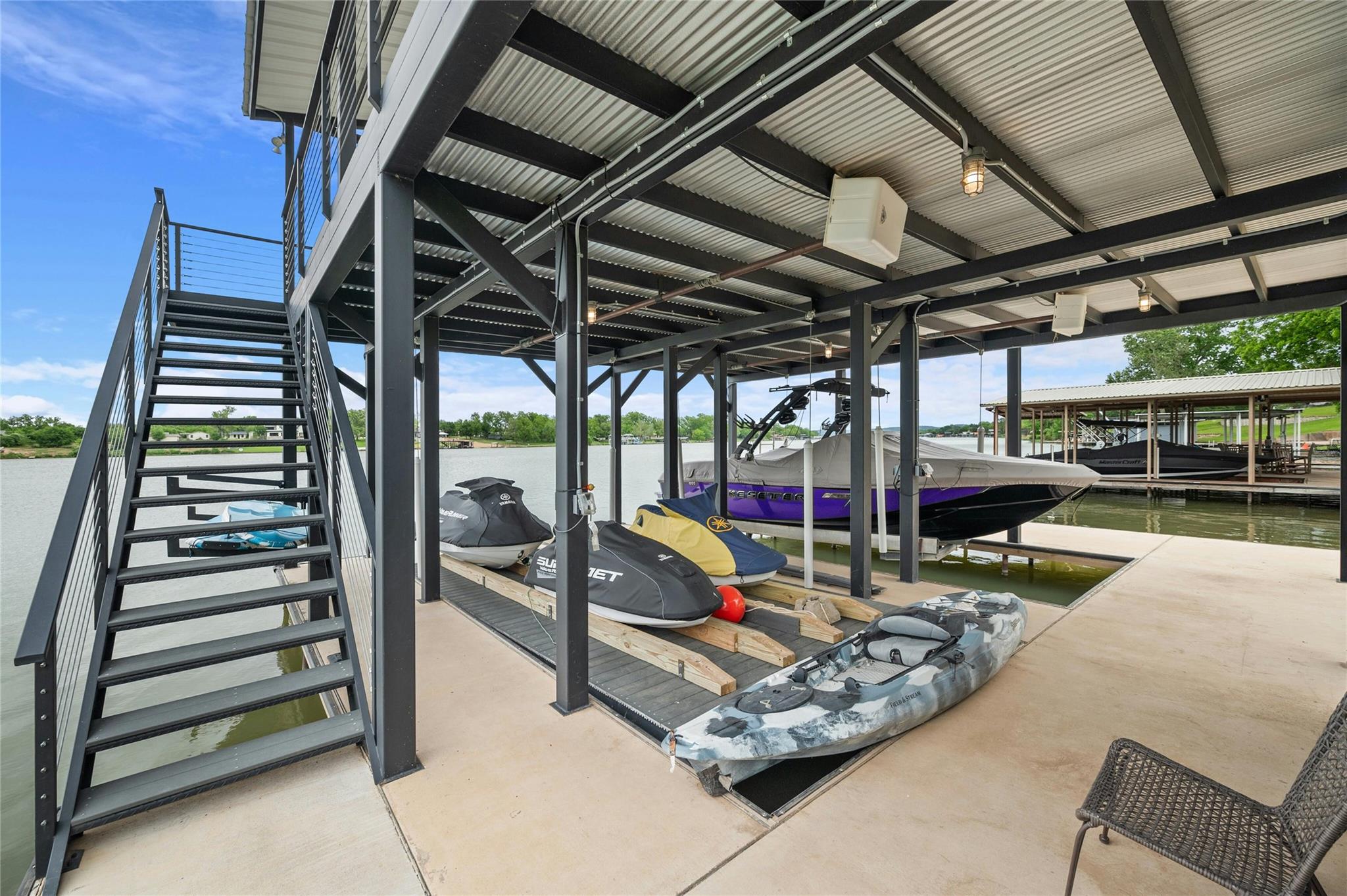 202 Mesquite Dr, Kingsland, TX 78639