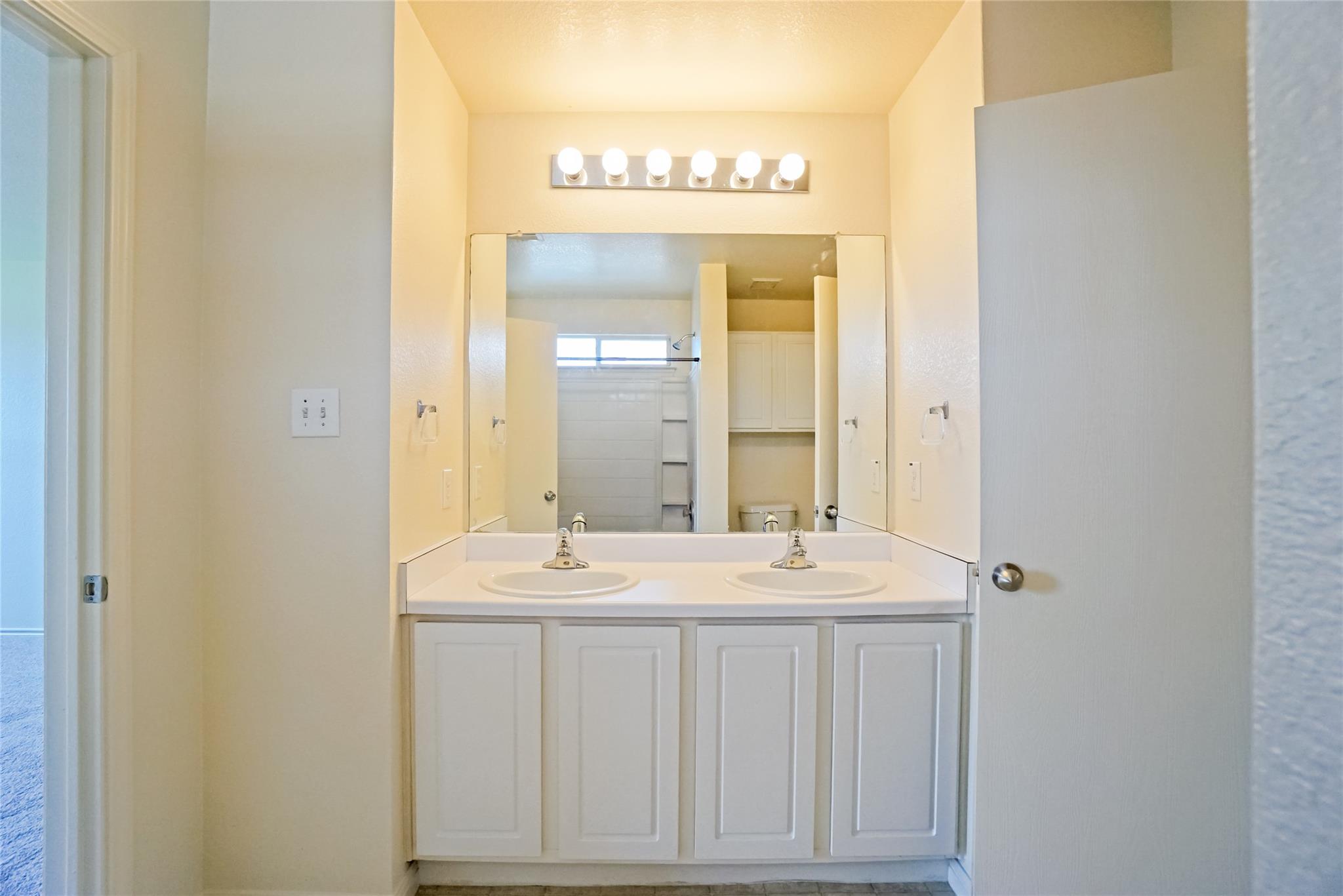 714 Lavaca Loop, Elgin, TX 78621