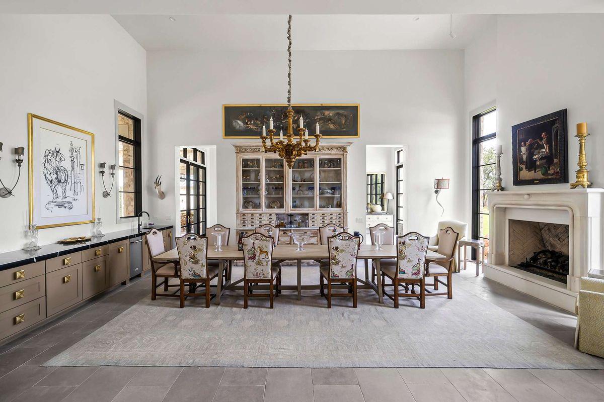 371 Achtzehn Rd, Fredericksburg, TX 78624