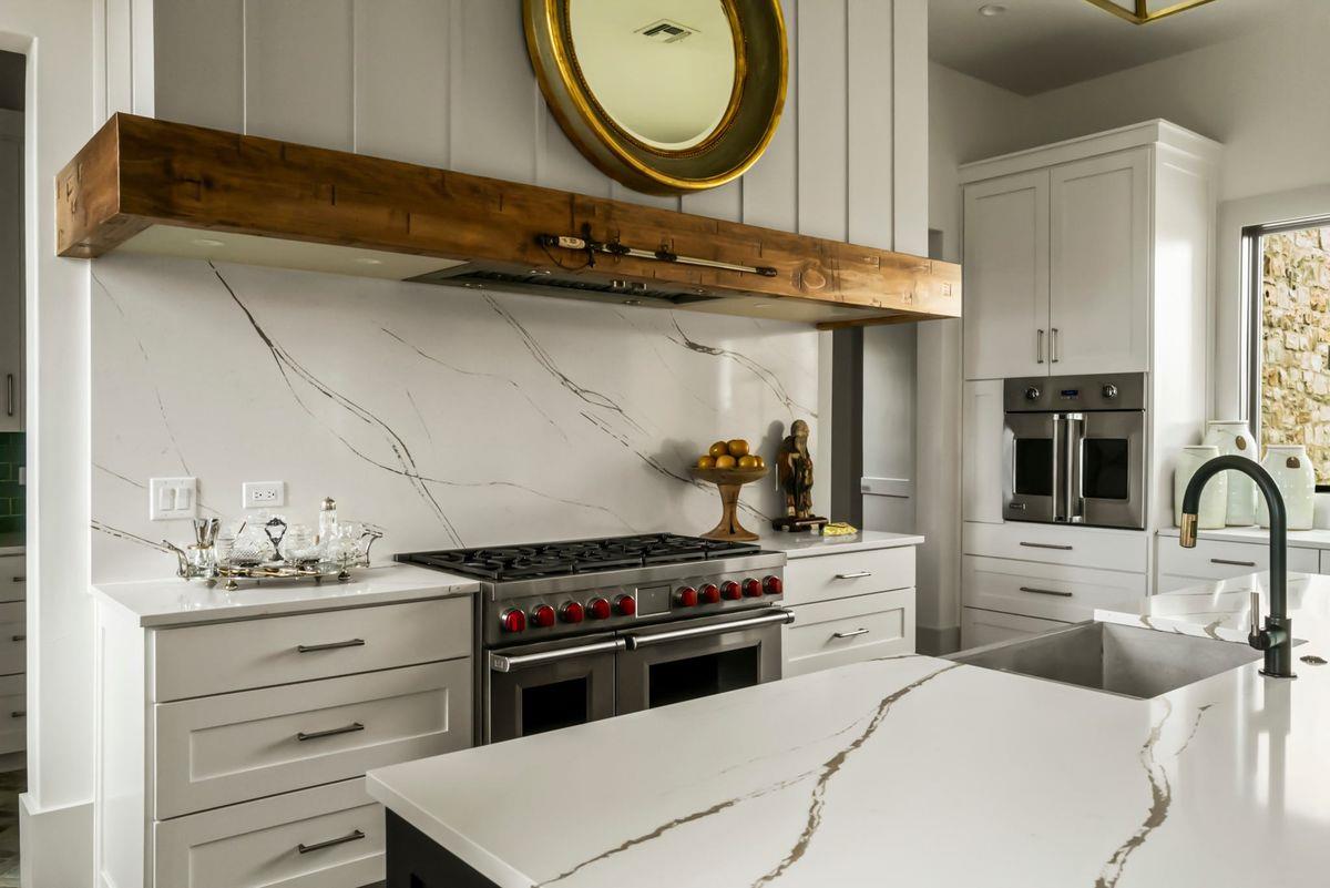 371 Achtzehn Rd, Fredericksburg, TX 78624