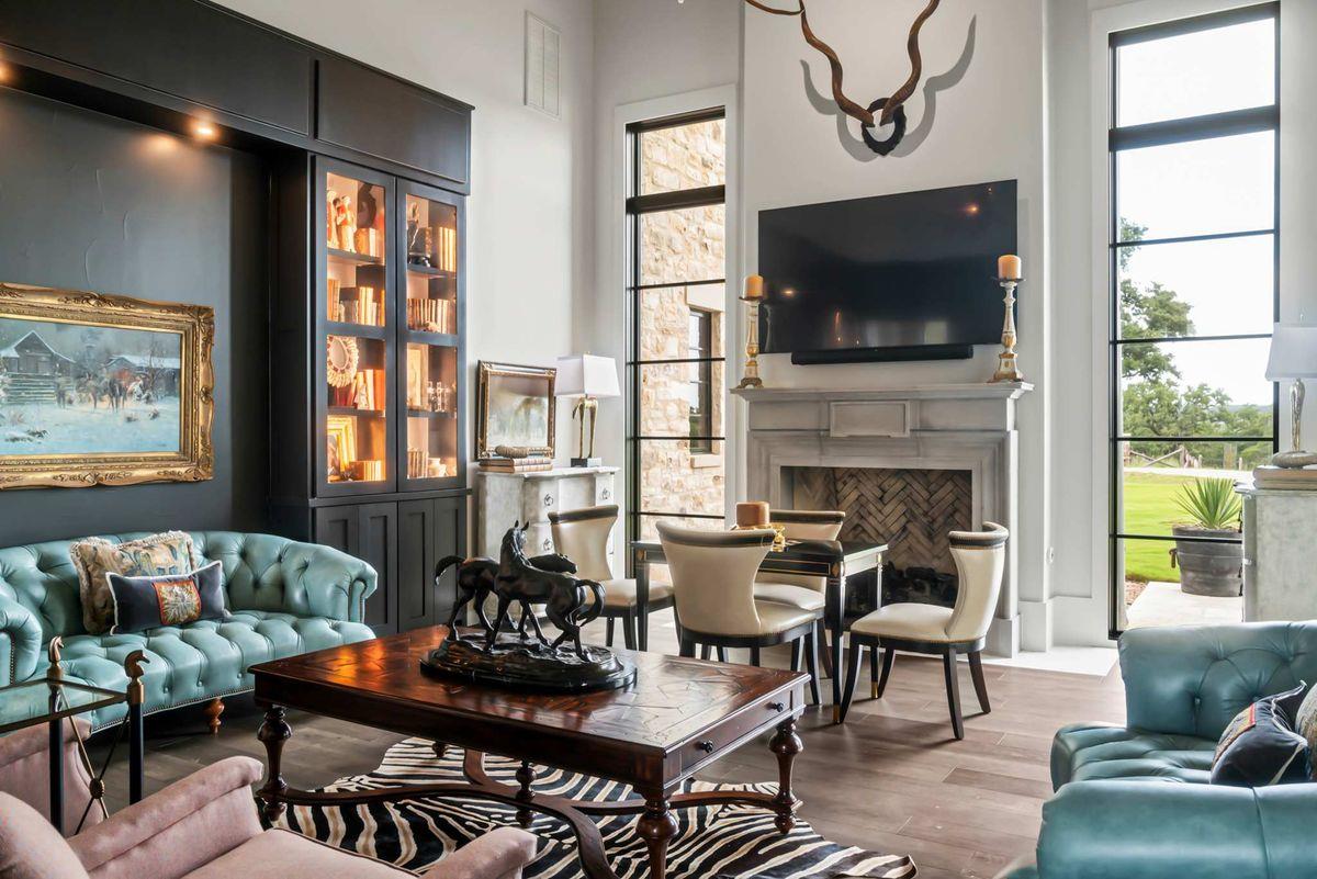 371 Achtzehn Rd, Fredericksburg, TX 78624