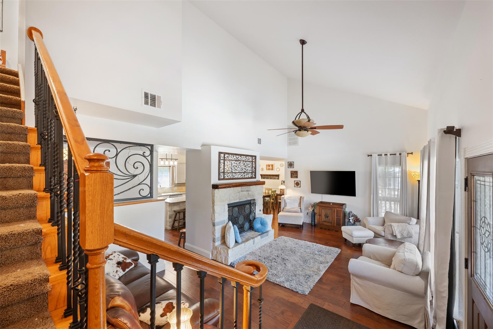 5015 Little Valley Rd, Leander, TX 78641