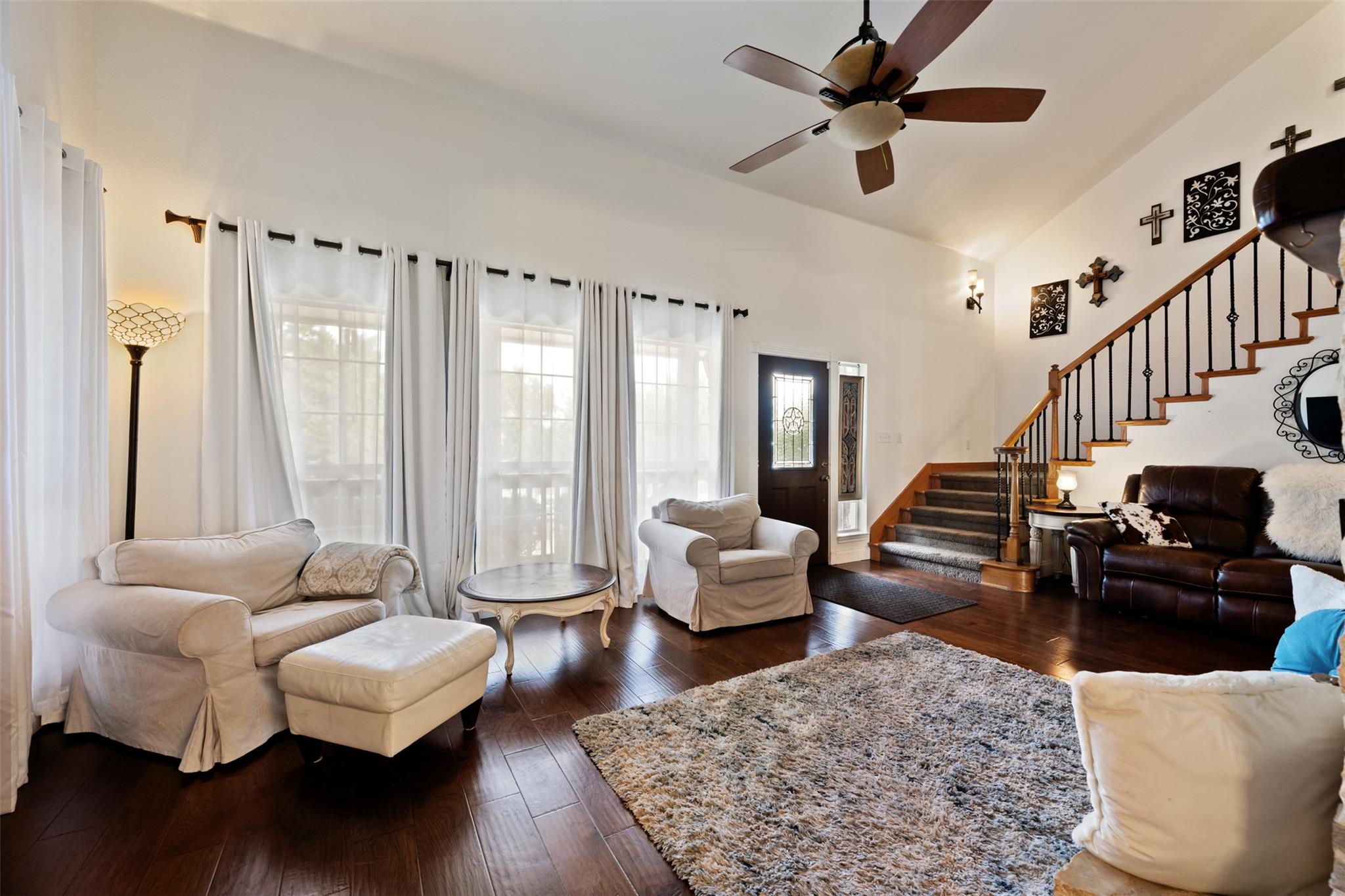 5015 Little Valley Rd, Leander, TX 78641