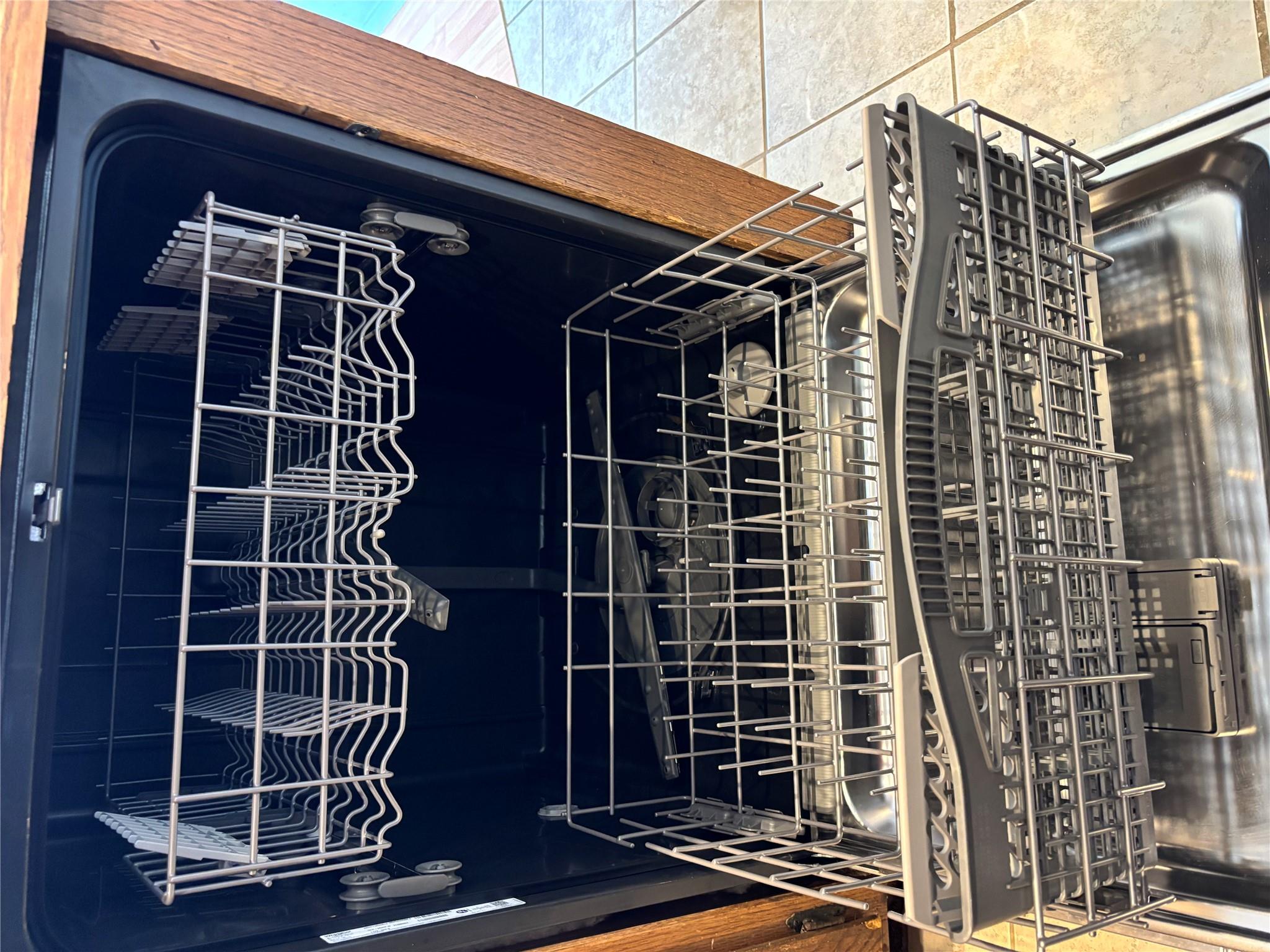 1748 Ohlen Rd # 9, Austin, TX 78757