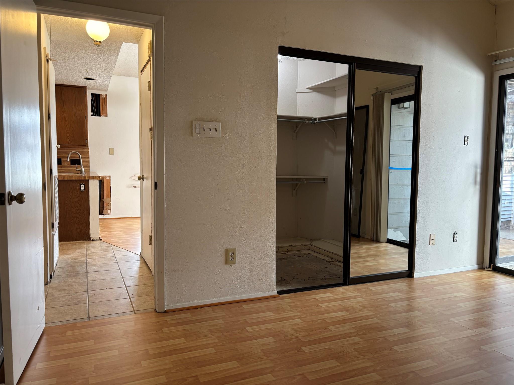 1748 Ohlen Rd # 9, Austin, TX 78757