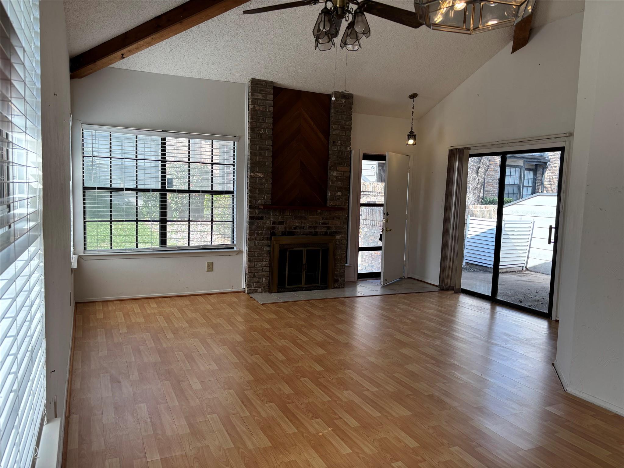 1748 Ohlen Rd # 9, Austin, TX 78757