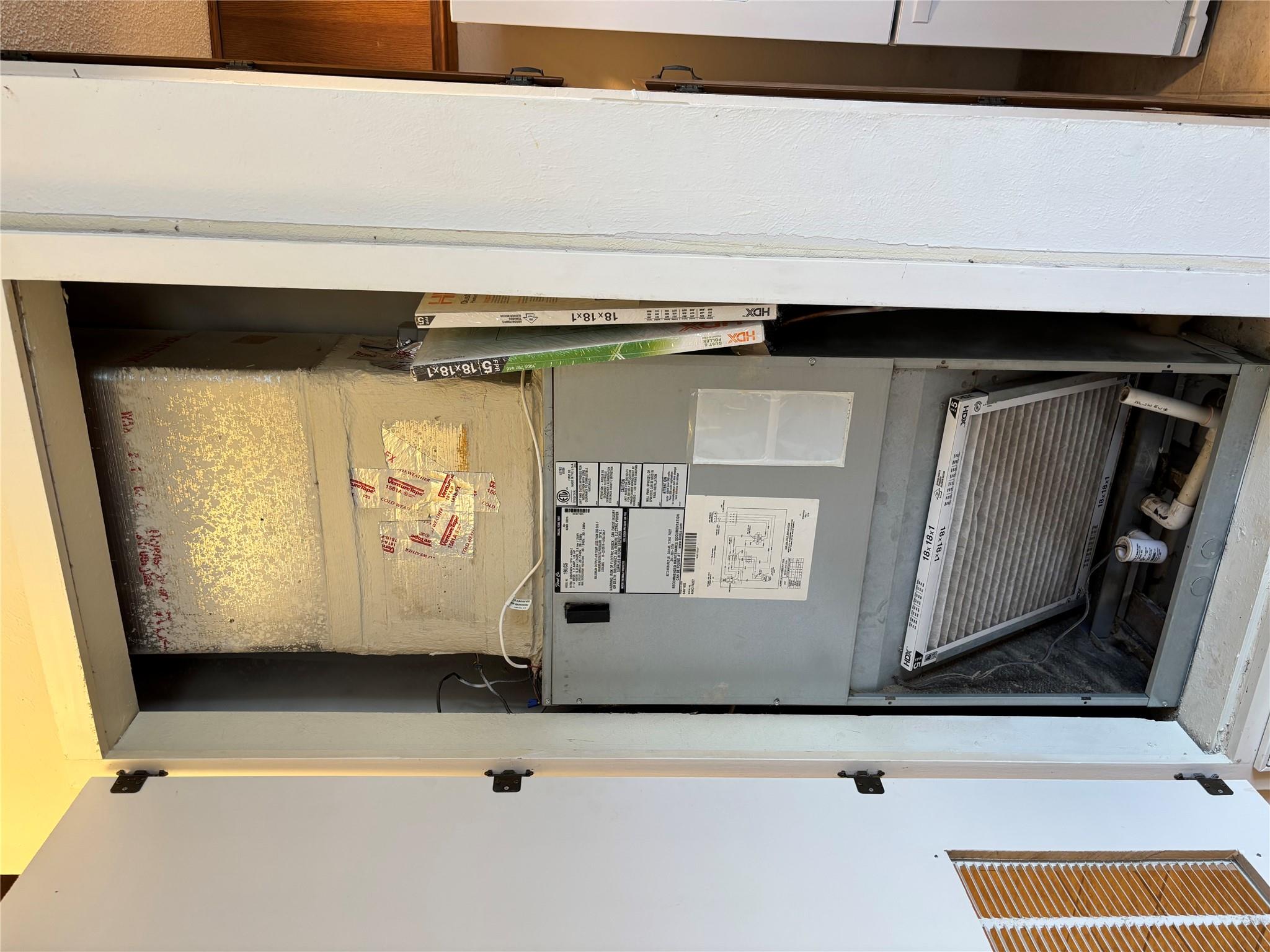 1748 Ohlen Rd # 9, Austin, TX 78757