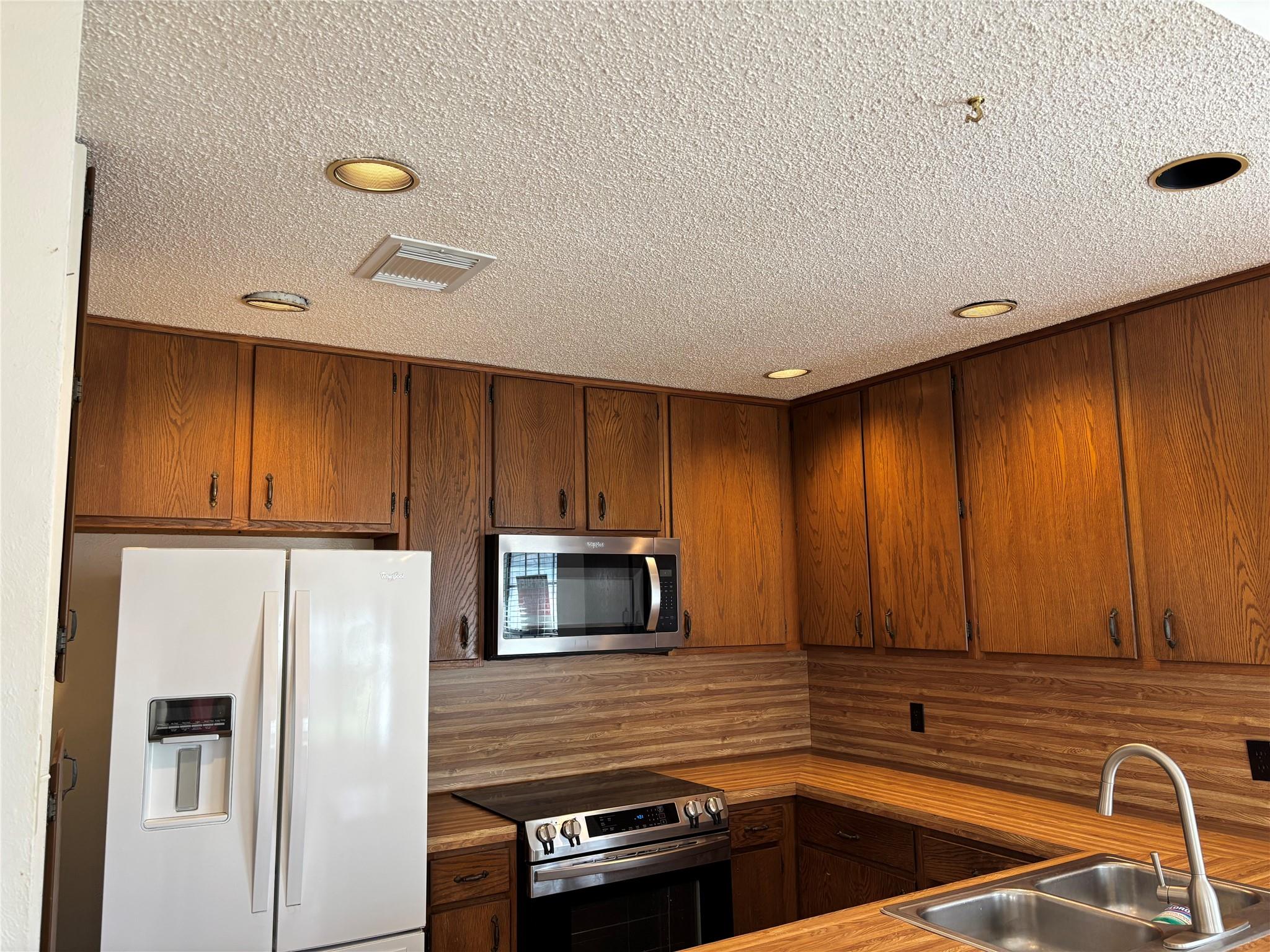 1748 Ohlen Rd # 9, Austin, TX 78757