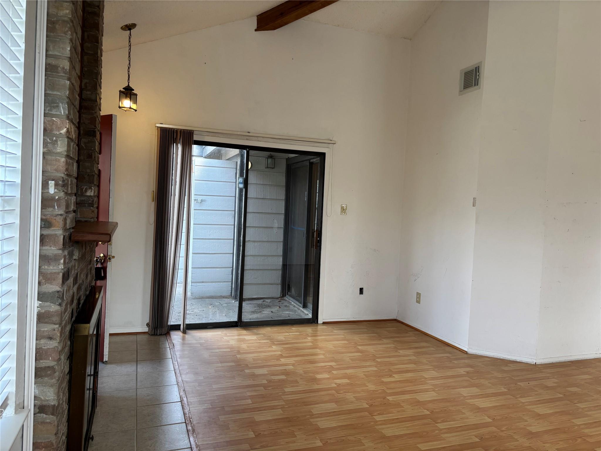 1748 Ohlen Rd # 9, Austin, TX 78757