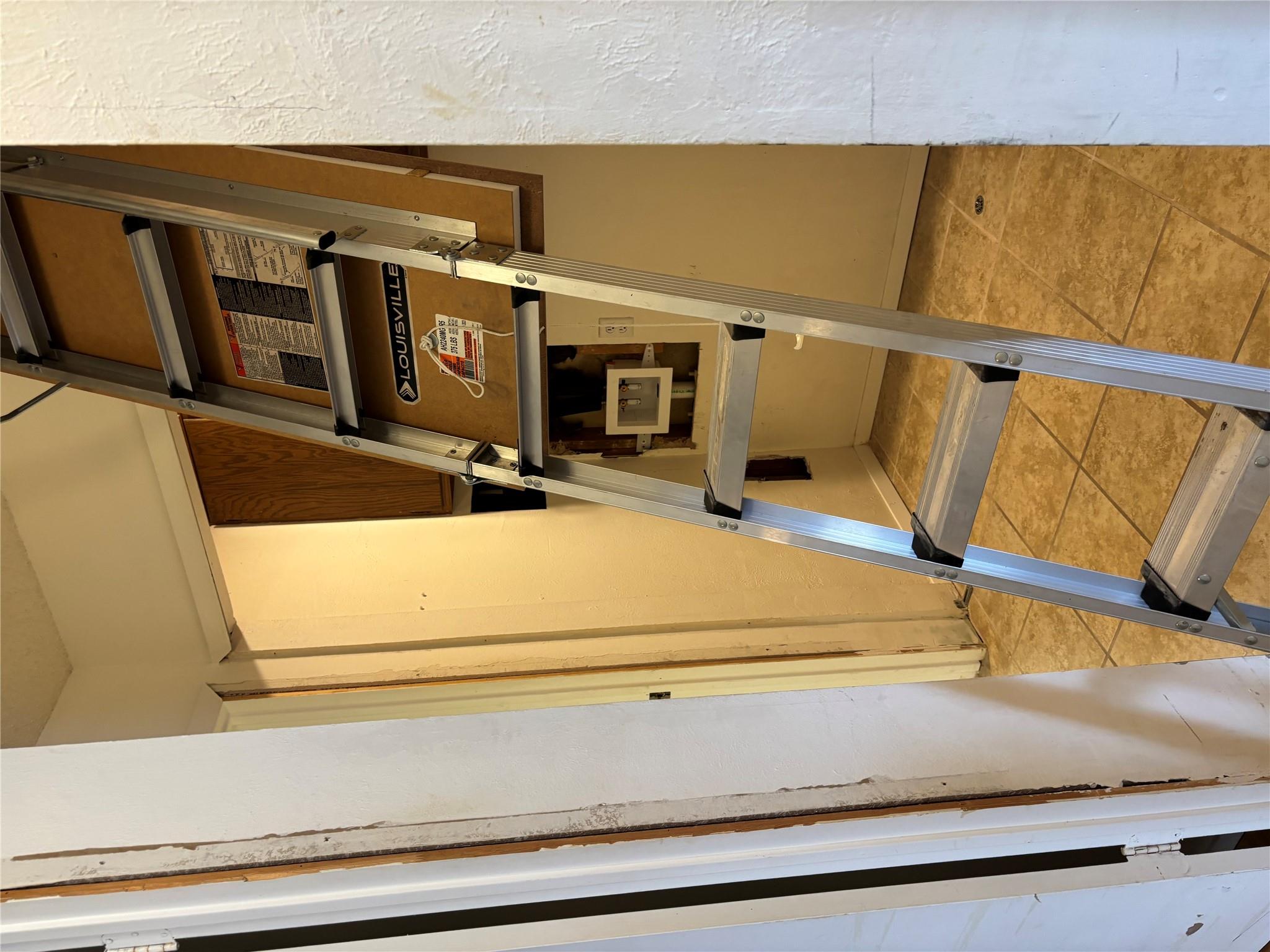 1748 Ohlen Rd # 9, Austin, TX 78757