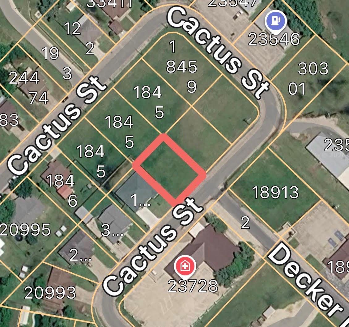 605 Cactus St, Giddings, TX 78942