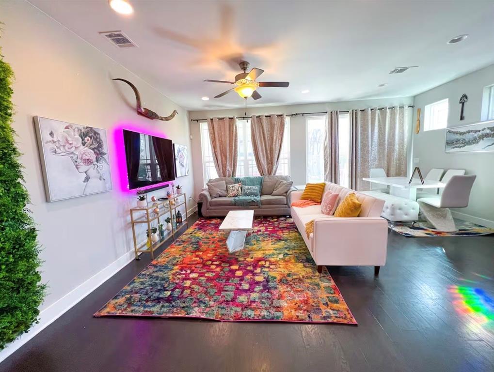 807 E 16th St # B, Austin, TX 78702