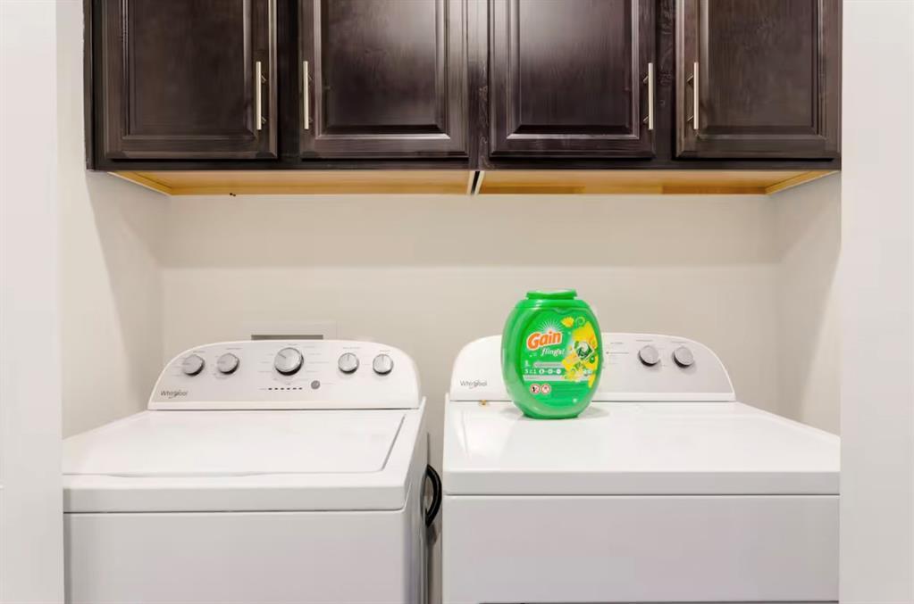 807 E 16th St # B, Austin, TX 78702